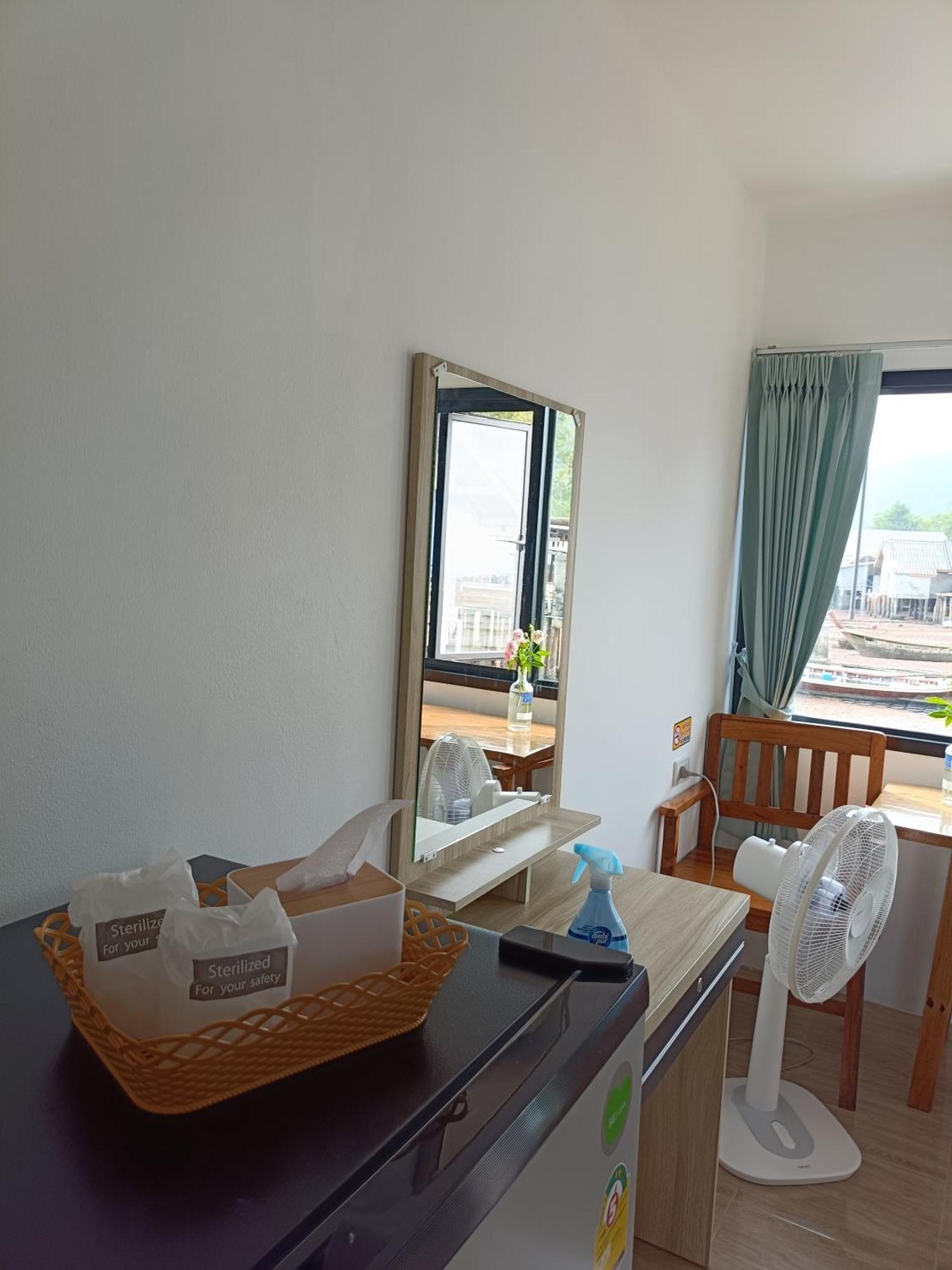 Poohry Seaview Homestay *