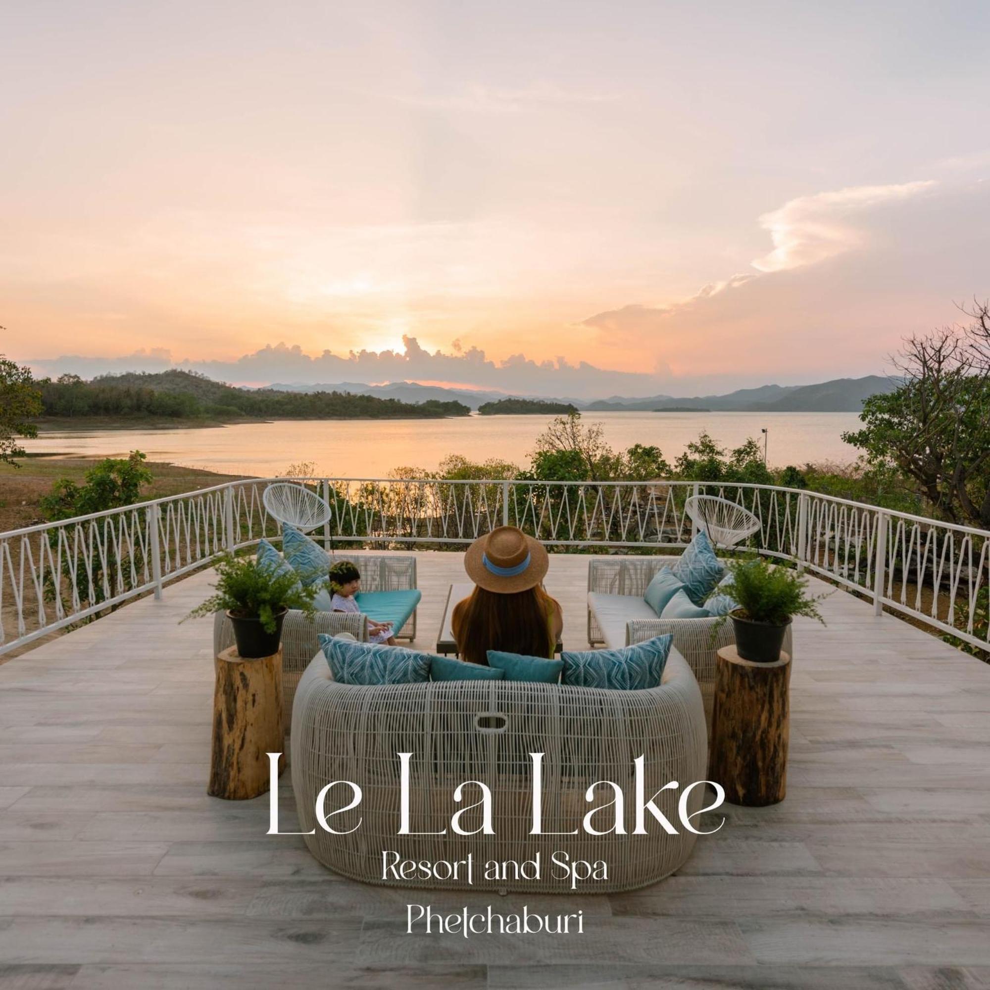 Le La And Kaeng Krachan