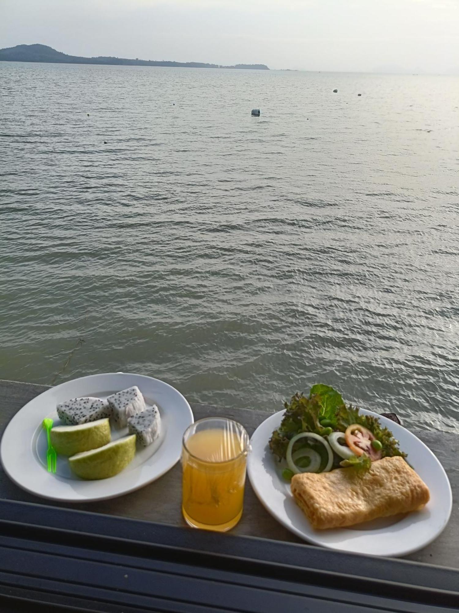 Homestay Poohry Seaview