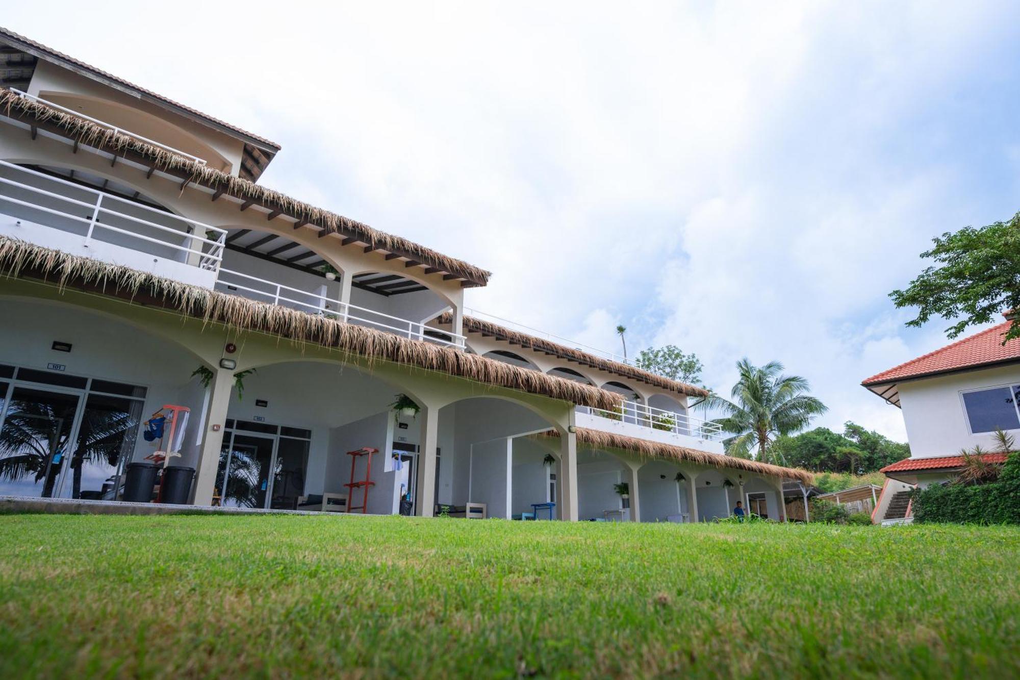 Baan Jai Dee Front