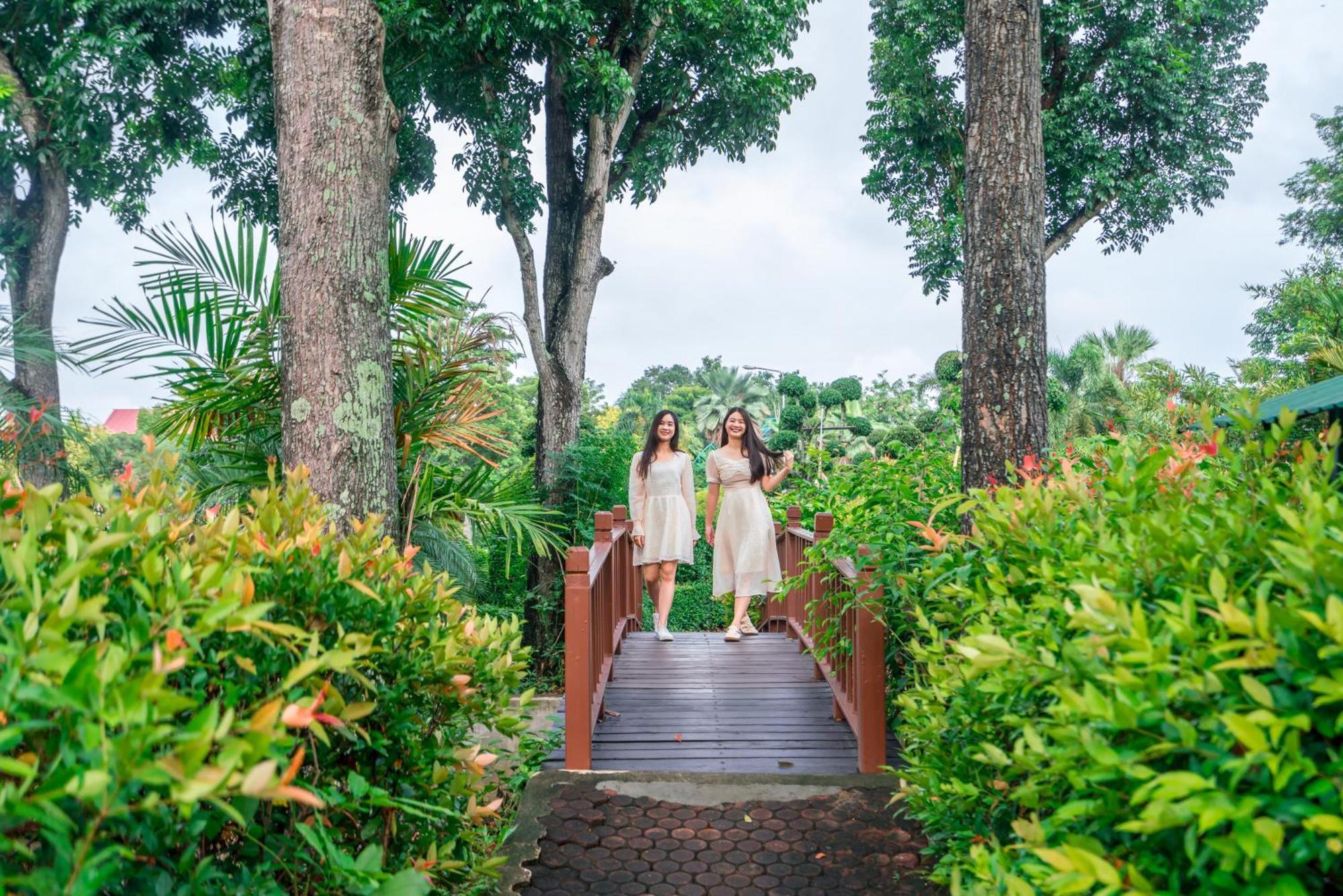 Resort Horizon Village &