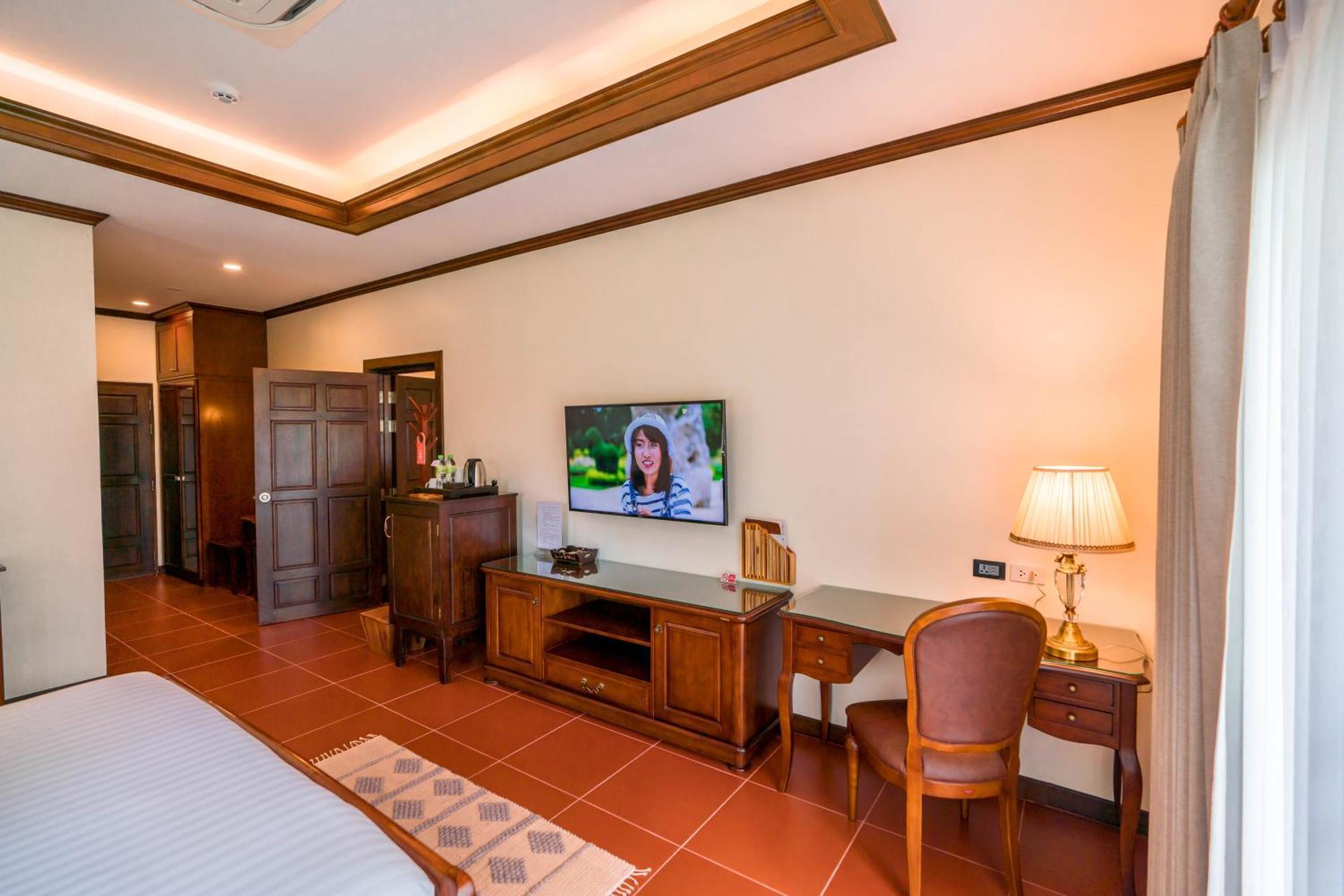 Horizon Village & Resort 4*