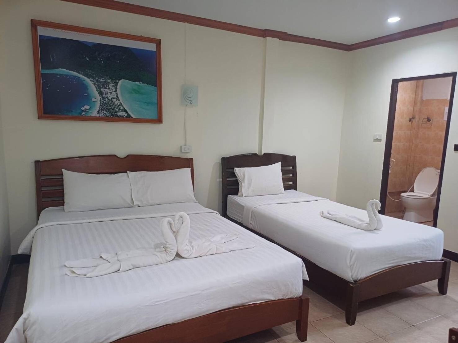 Golden Bee Hotel Phi Phi Don