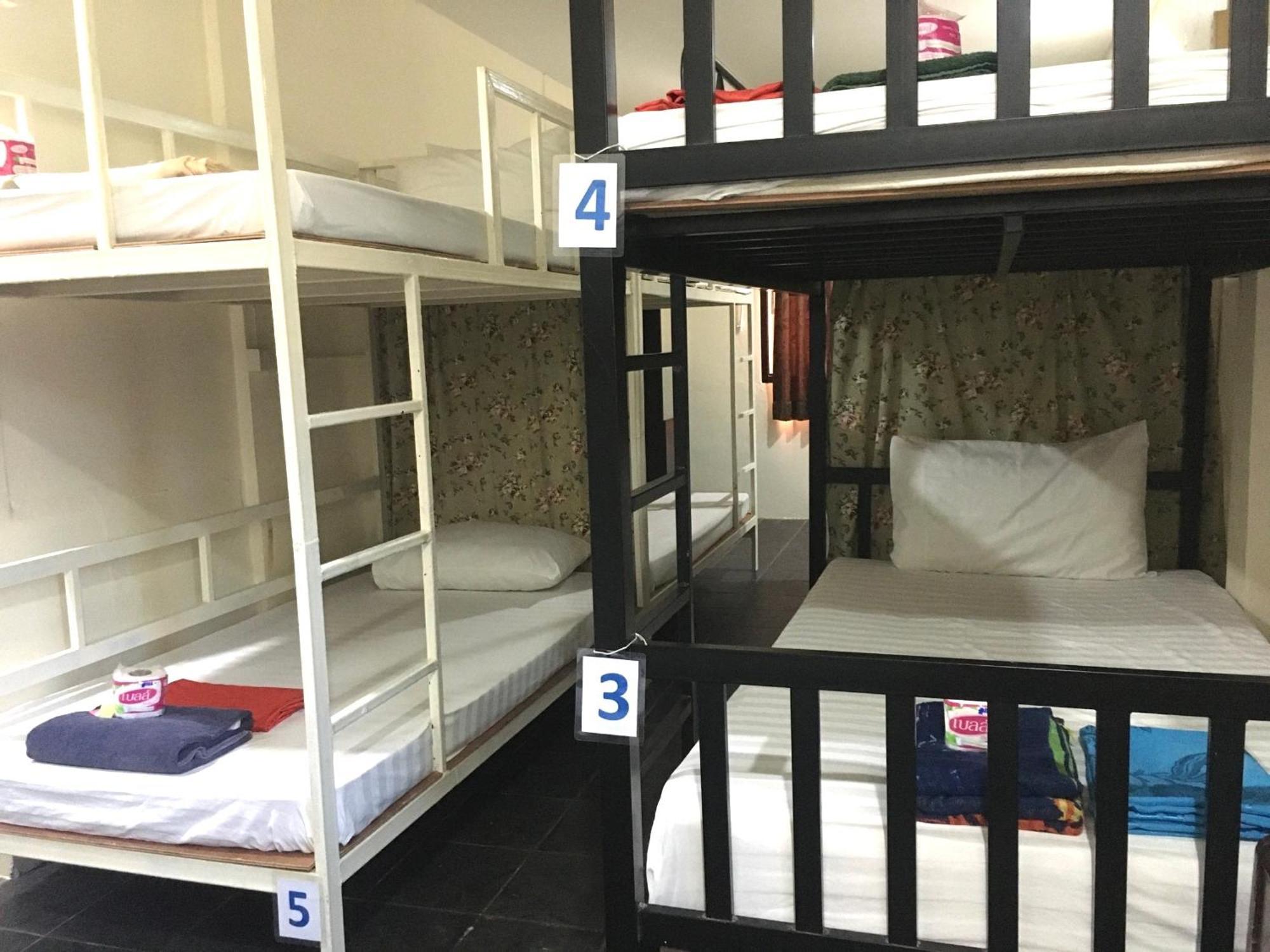 Hotel Golden Bee Phi Phi Don