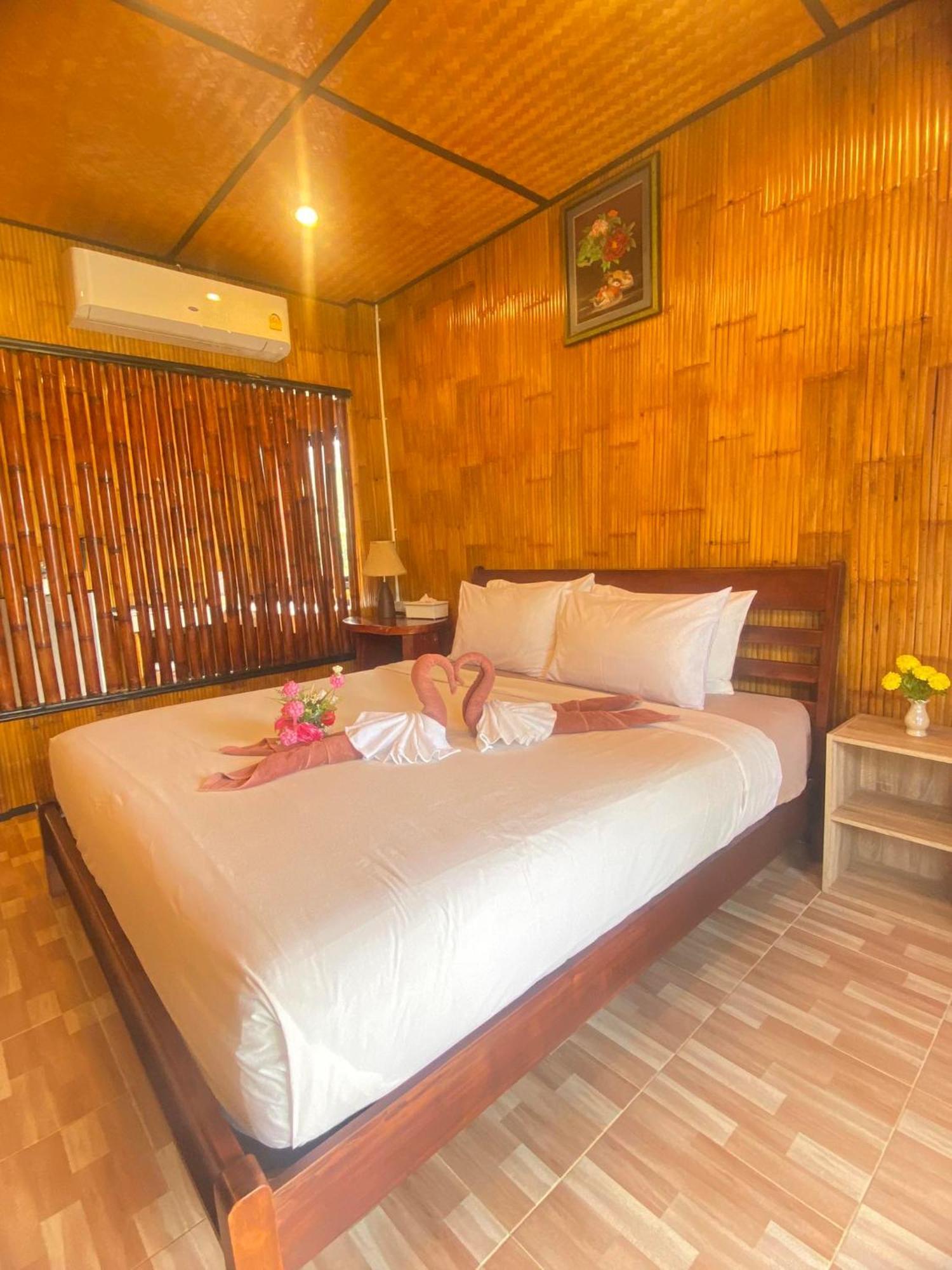 Lanta Wild Koh Lanta