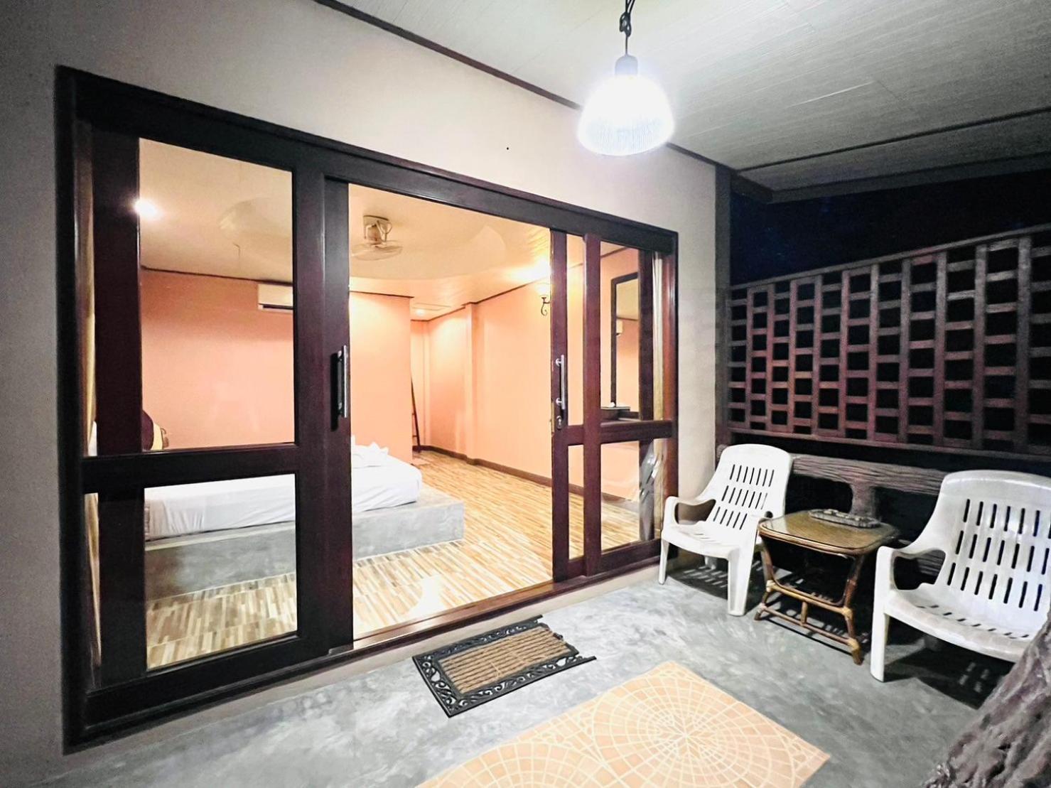 Haad Khuad Resort 3*