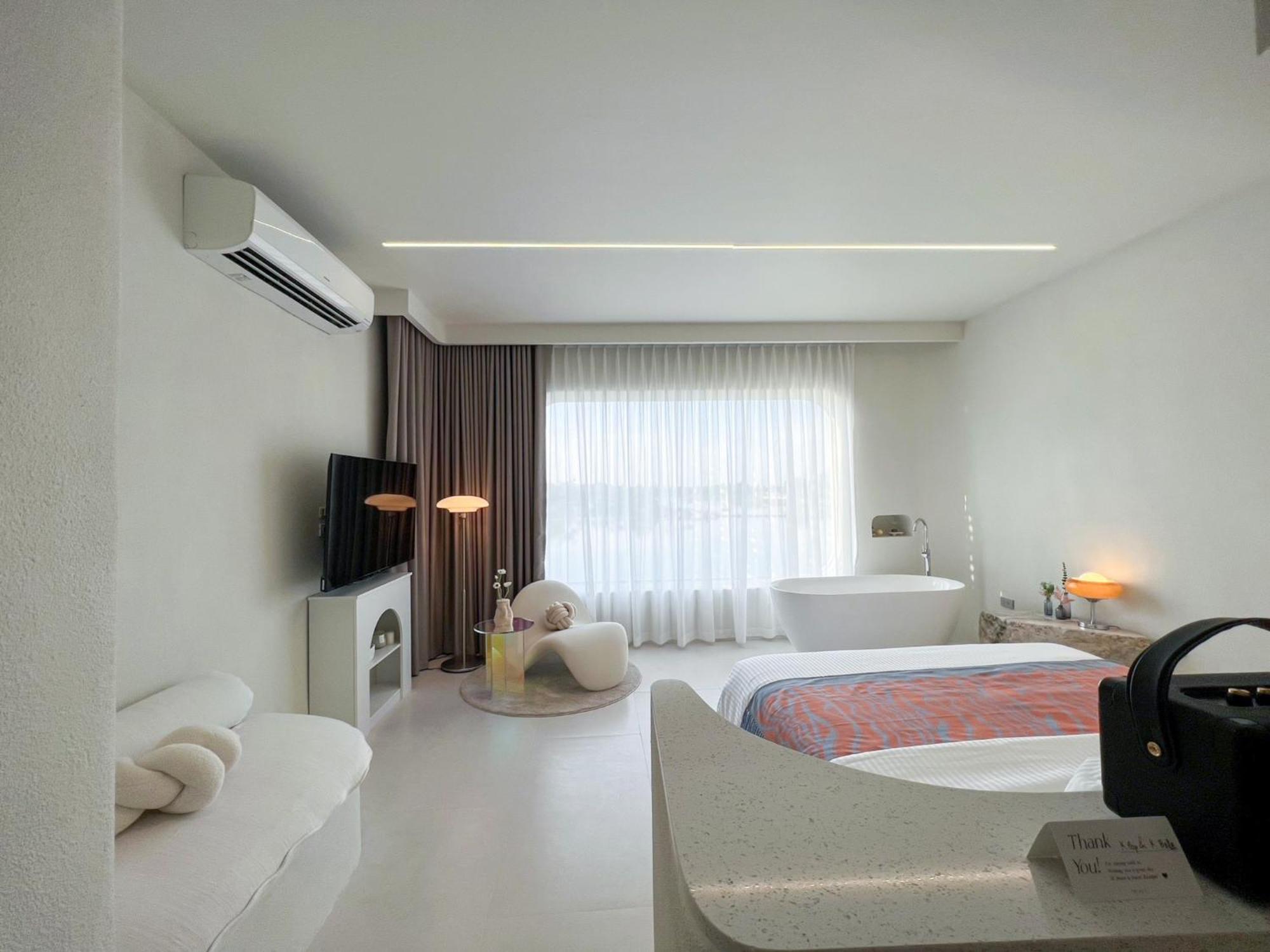 Inlaya Resort