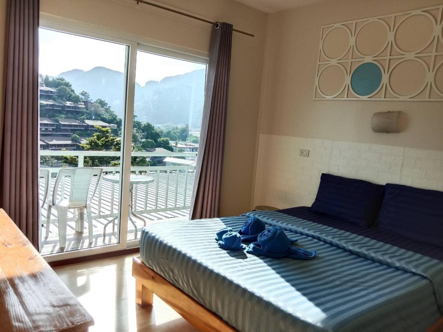 Hostel Blue View House *