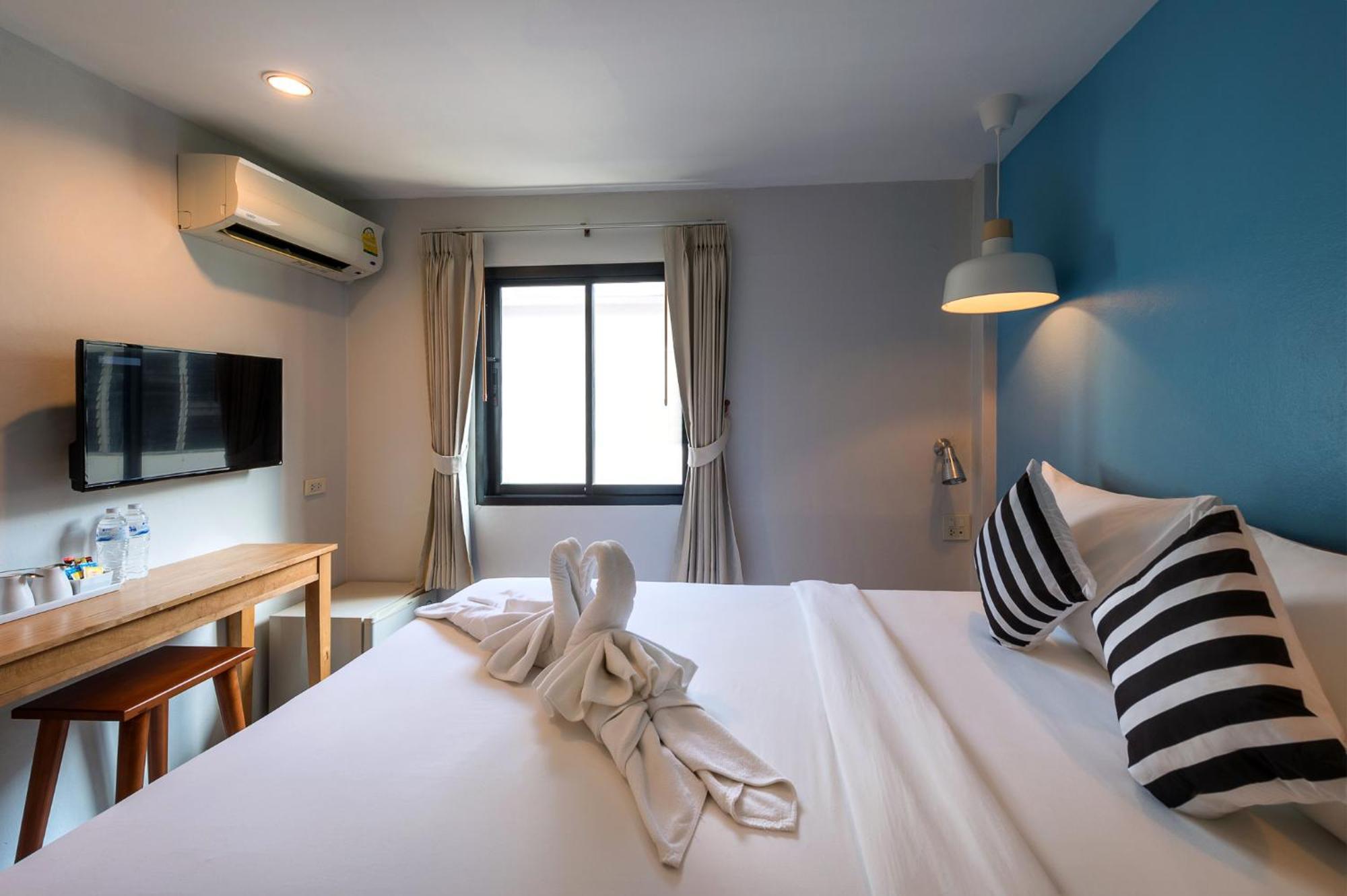 Hotel Tiya House & Cafe