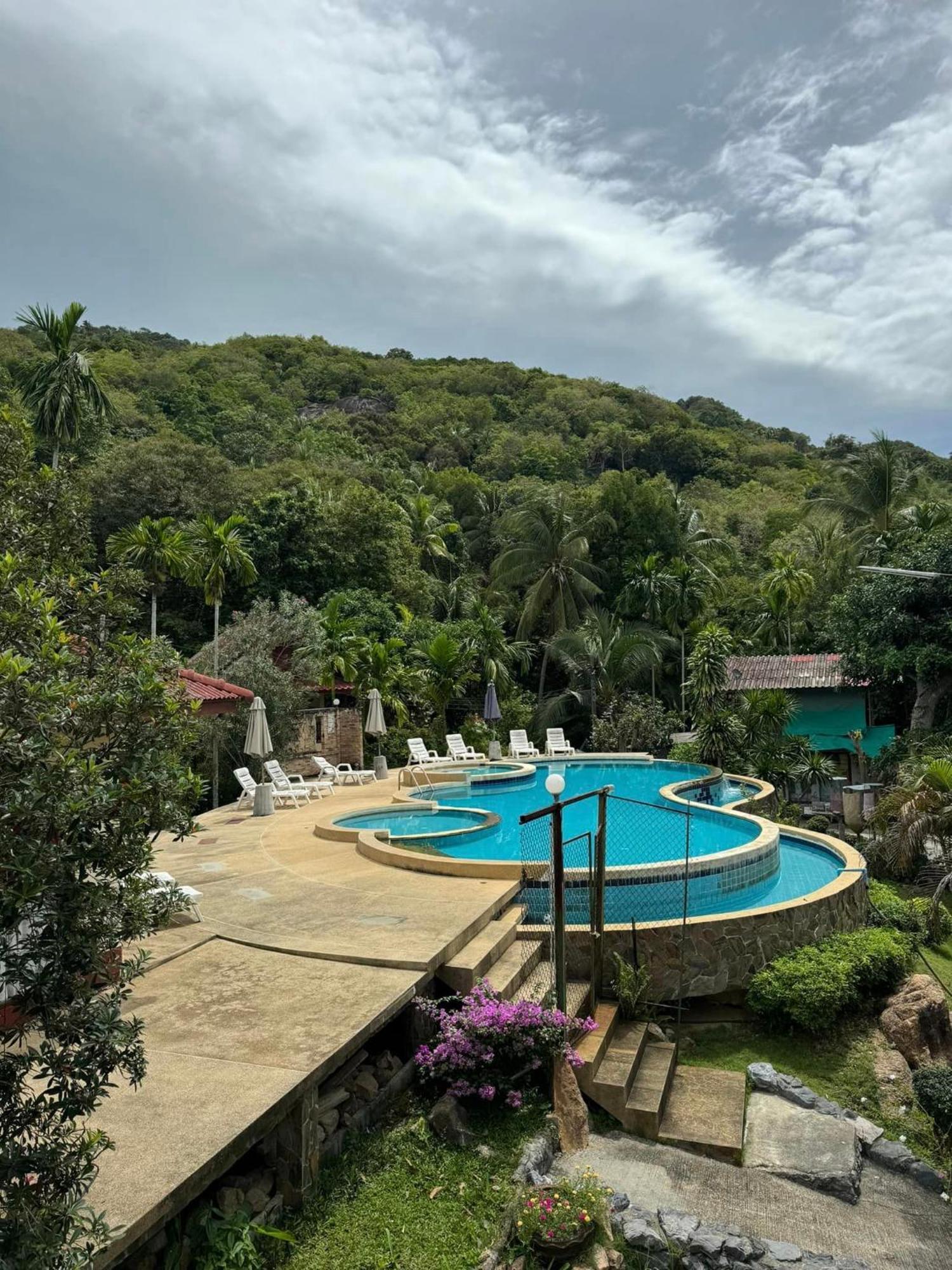 Holiday home Tanouy Garden
