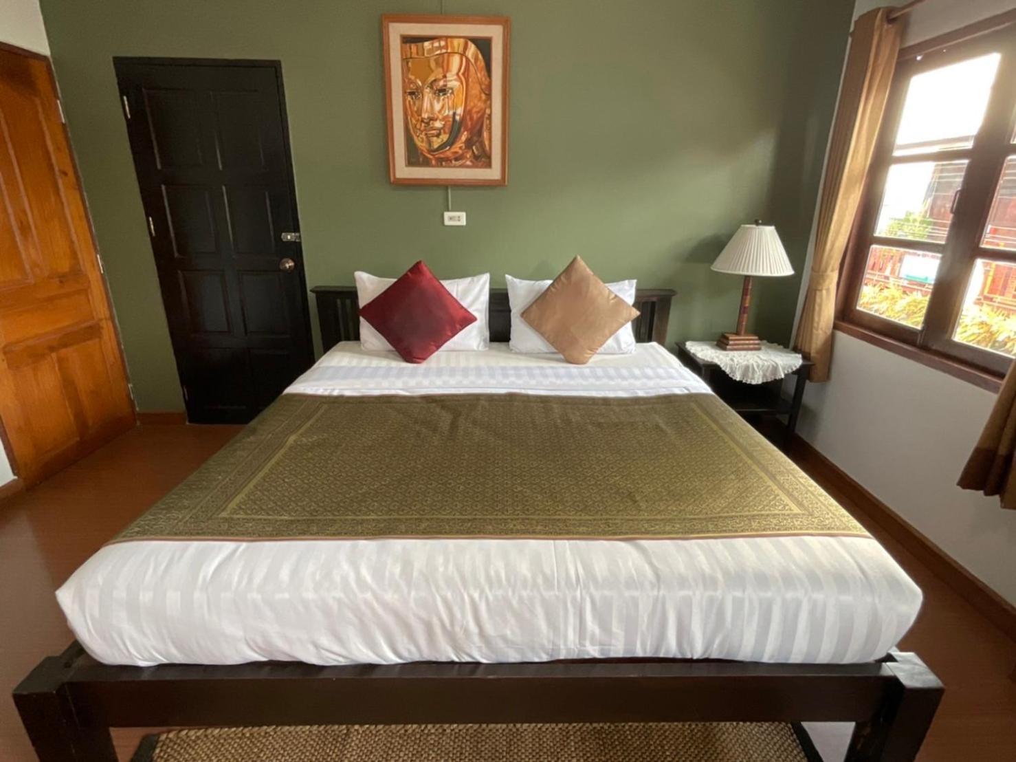 Baan Klang Vieng Resort Chiang Mai