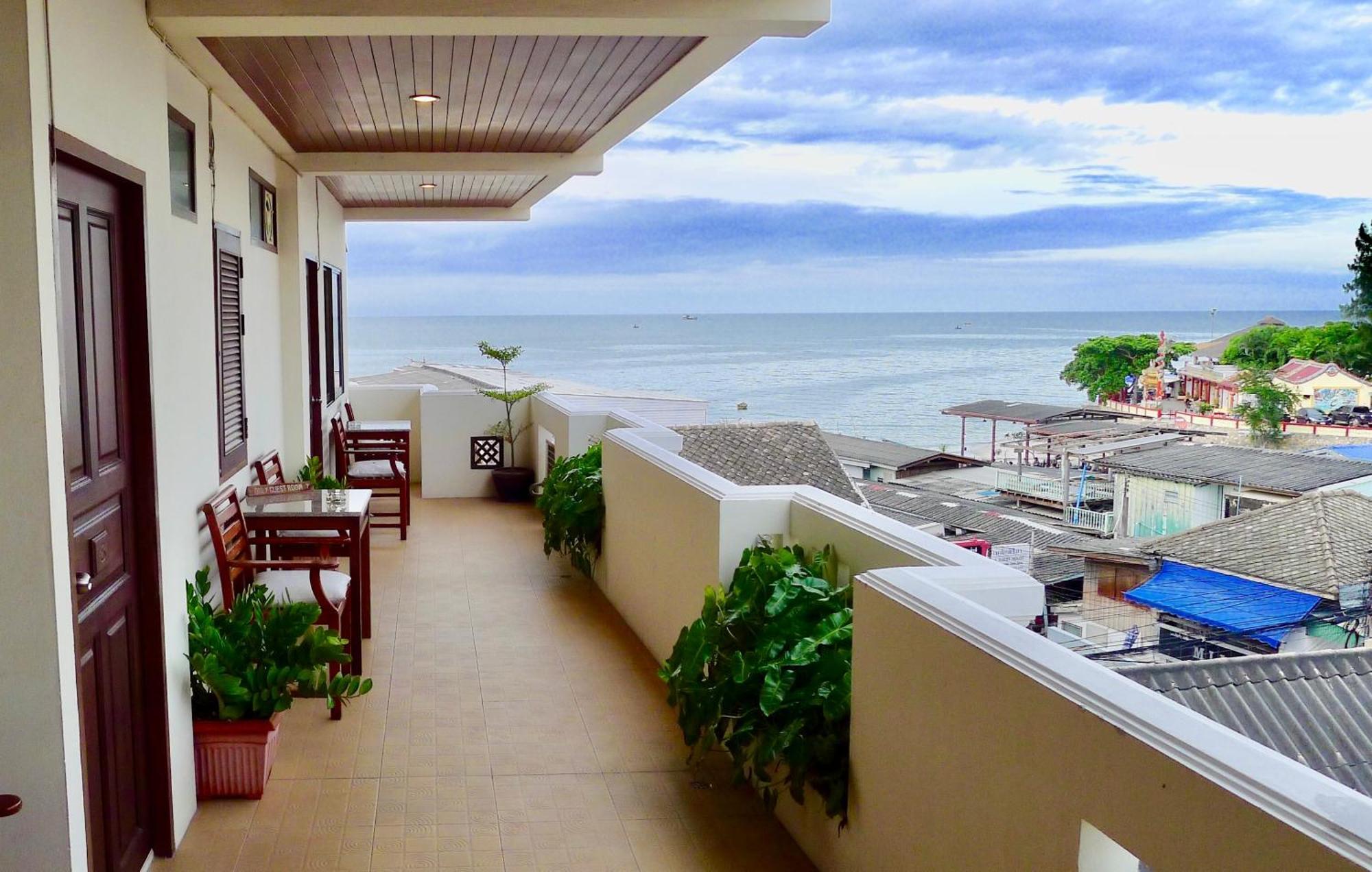Fulay Hua Hin