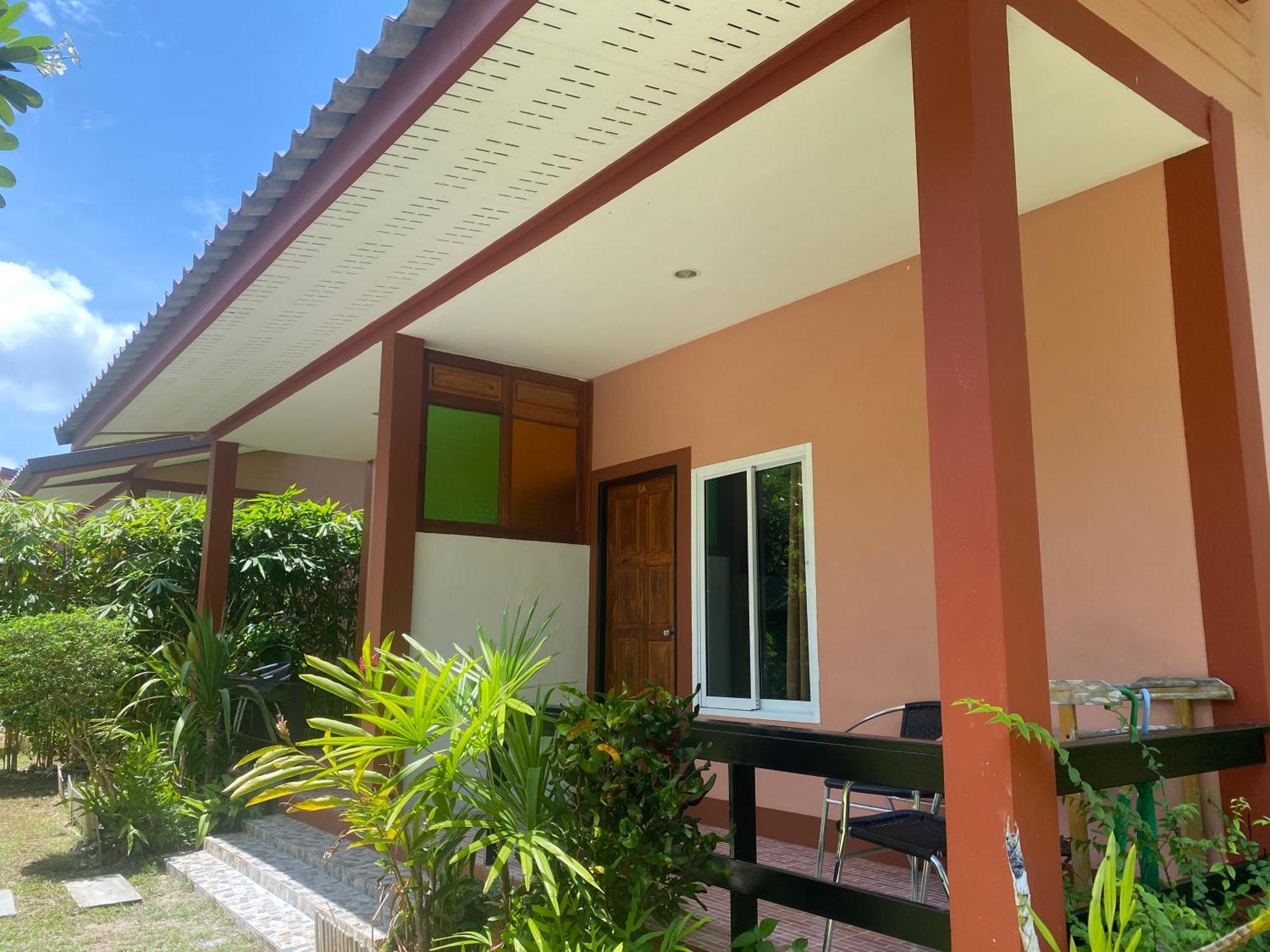 Baan Longhaad Hostel Koh Lanta