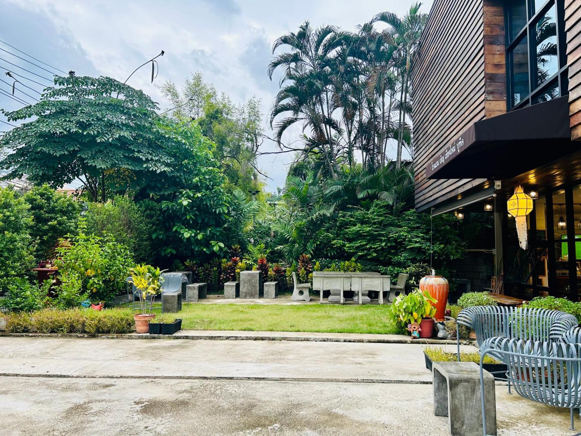 Hotel Chern Chiangmai Boutique