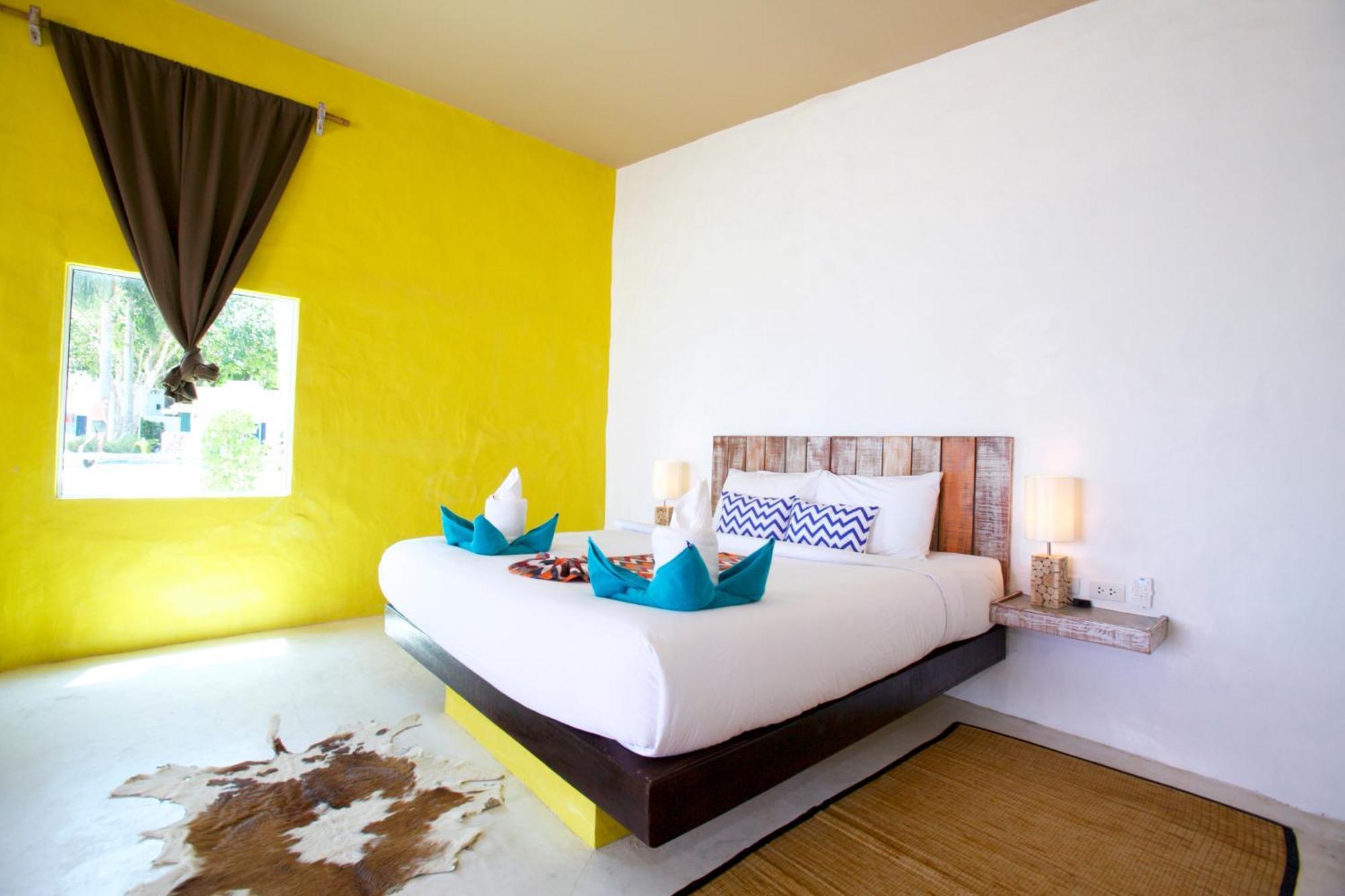 Lime N Soda Beachfront Resort 3*