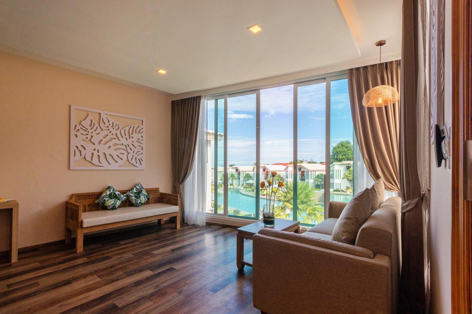 Vannee Golden Sands Beachfront 4* Haad Rin