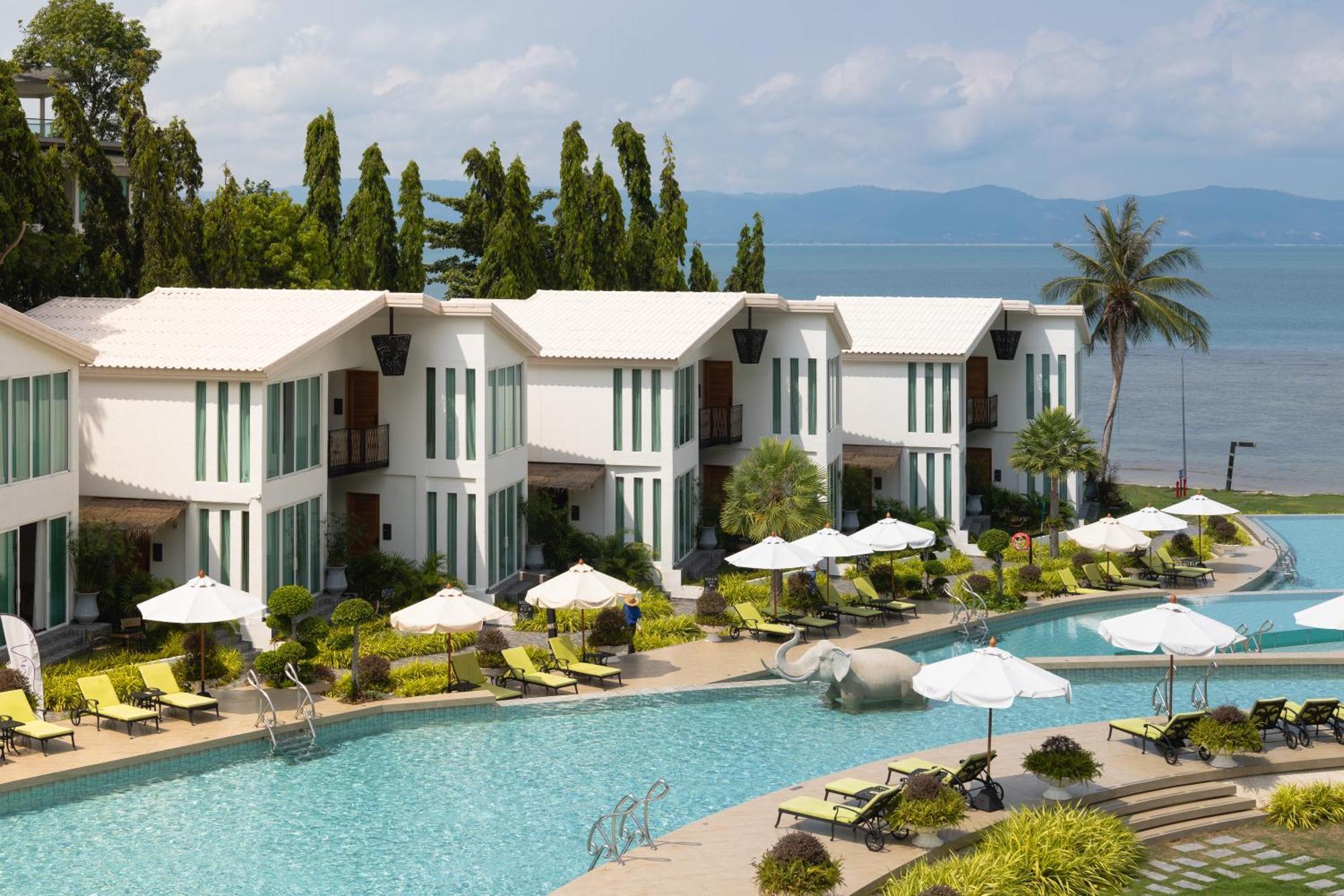 Vannee Golden Sands Beachfront