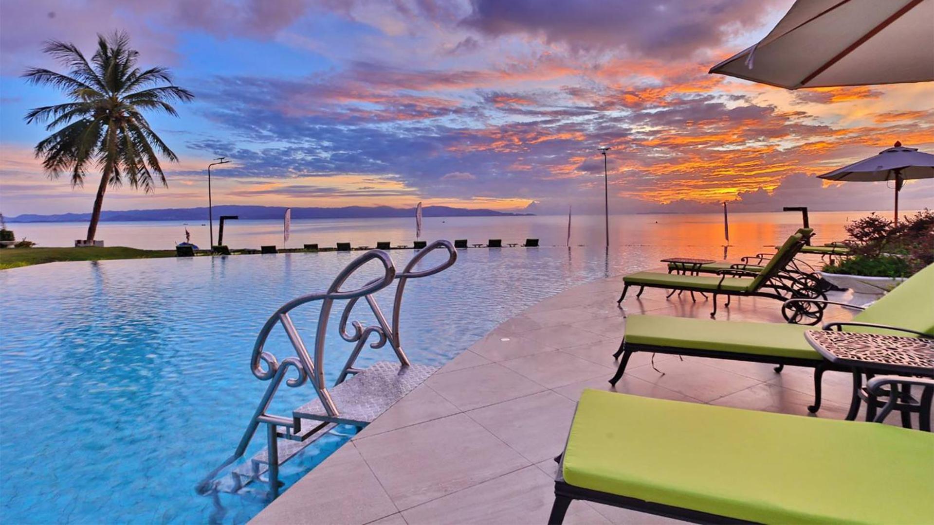 Hotel Vannee Golden Sands Beachfront 4*