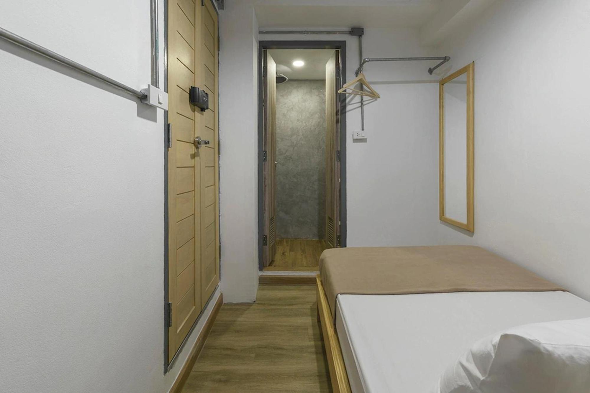Ora Hostel *