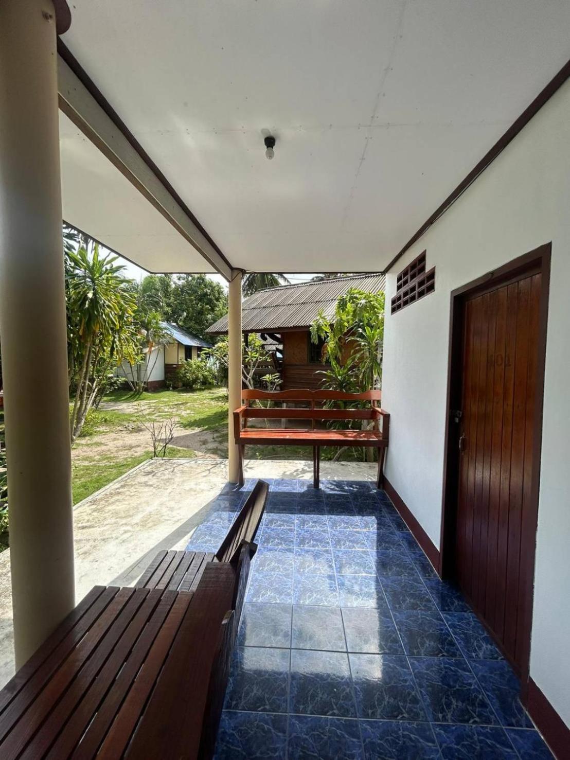 Pinks Guest house