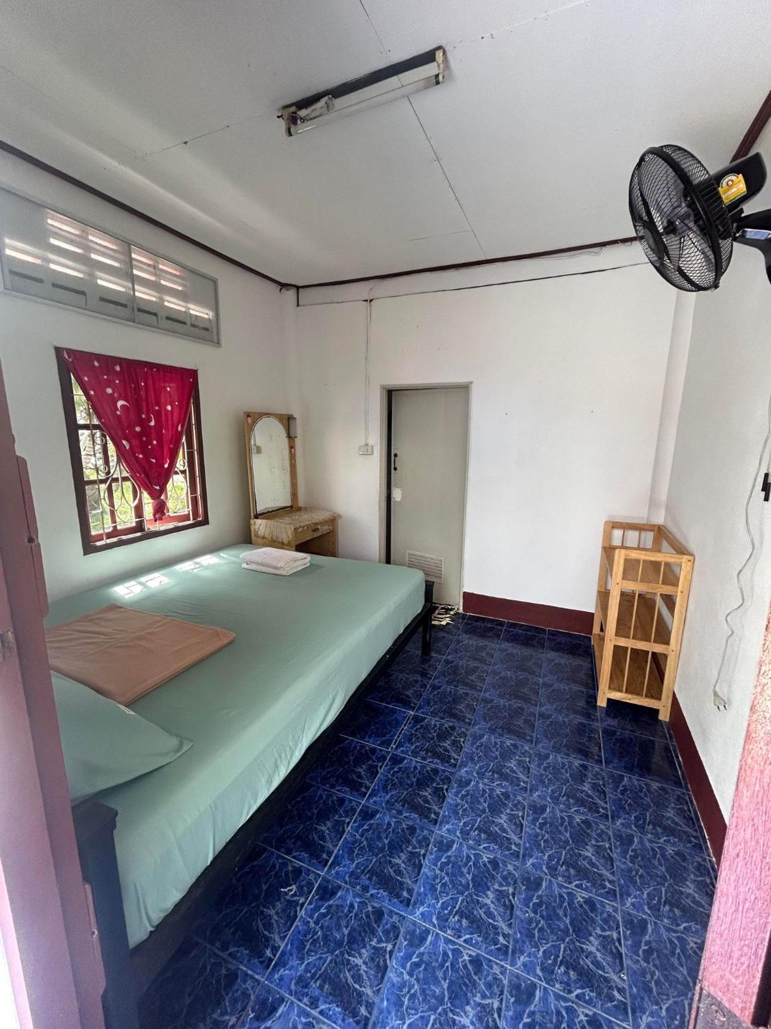 Pinks Guest house