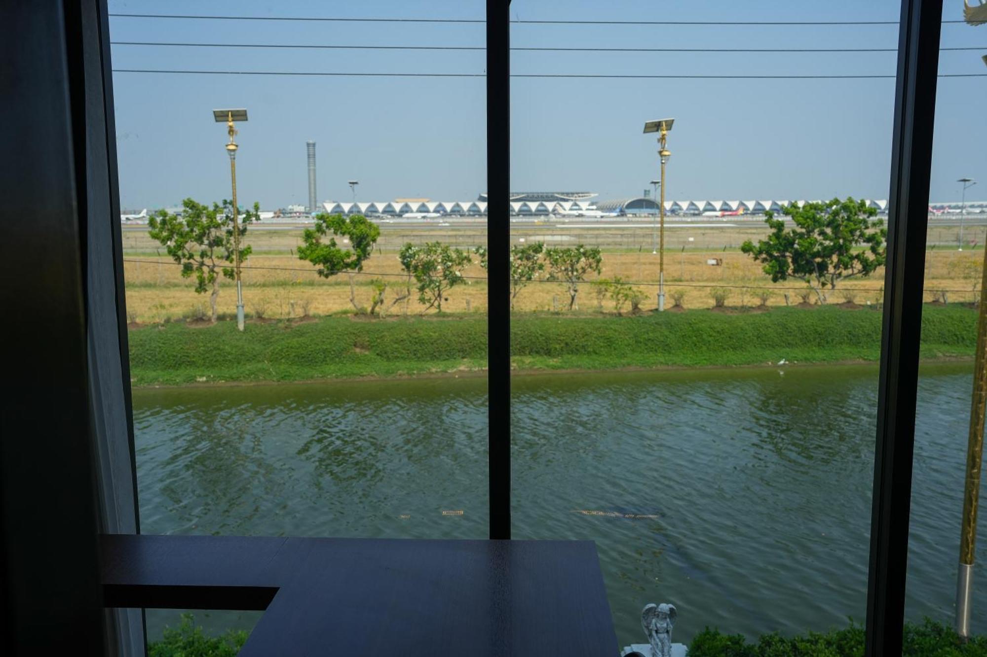 Skyline Ban Khlong Lat Bua Khao