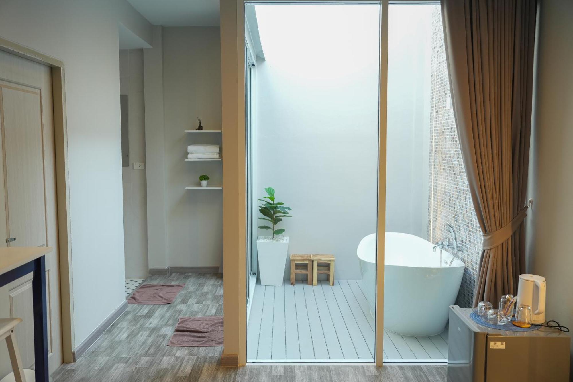Skyline Resort 2*