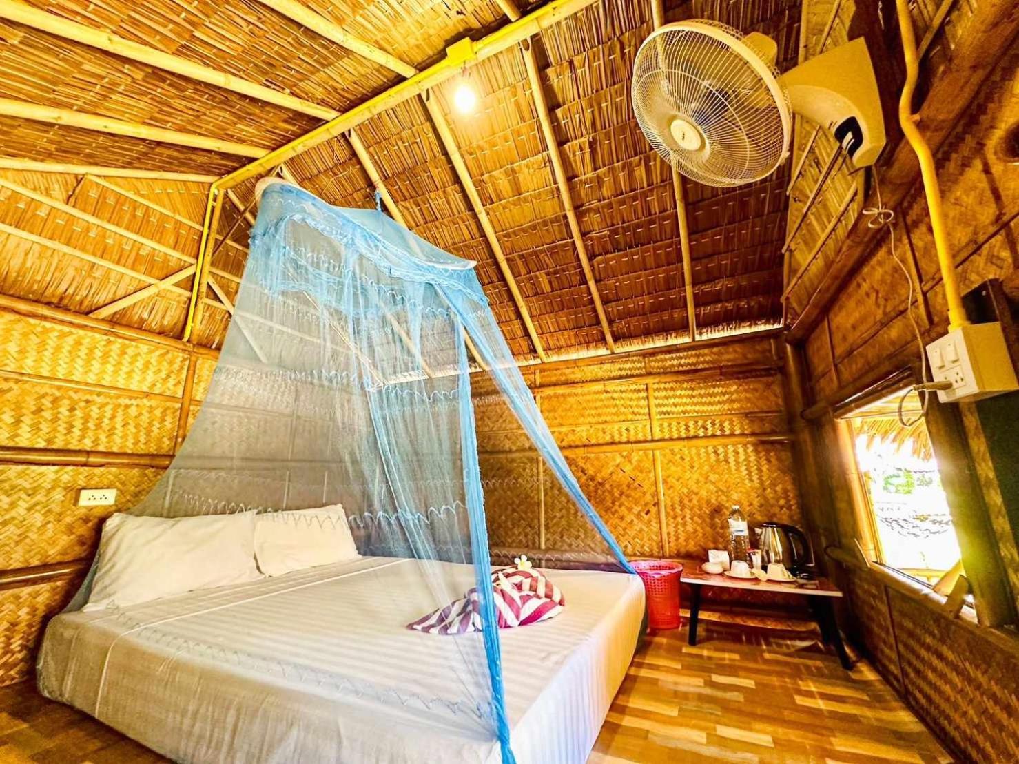 Check In Lanta Resort Koh Lanta