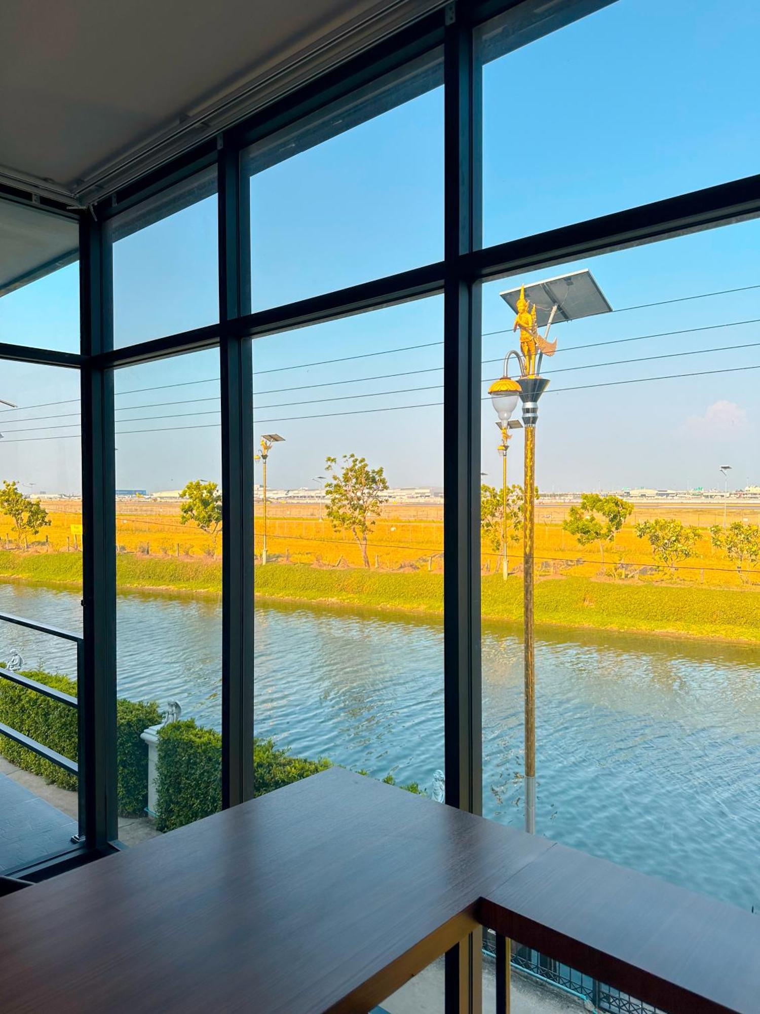 Resort Skyline Ban Khlong Lat Bua Khao