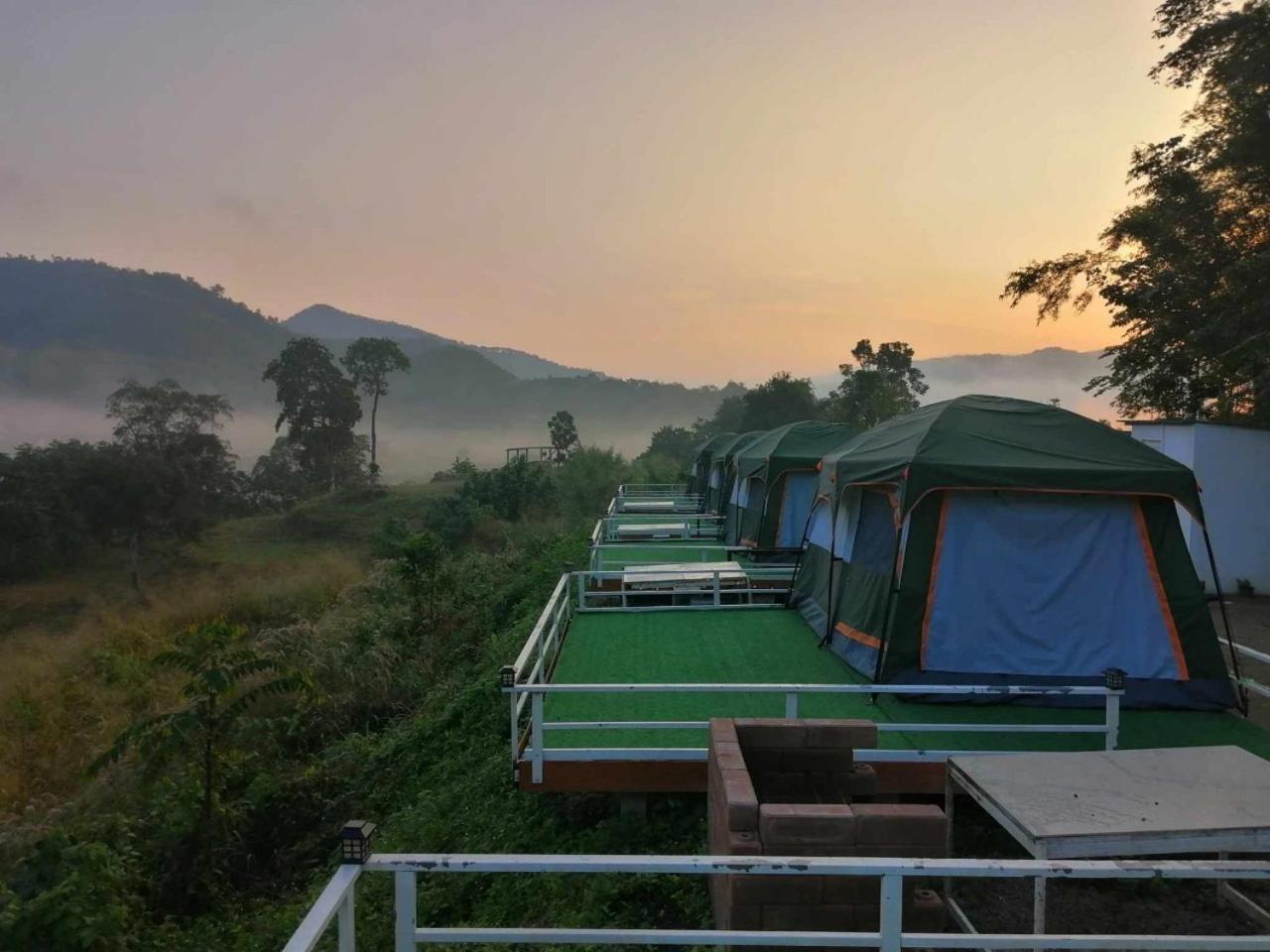 Resort Ingmhok Suan Phueng