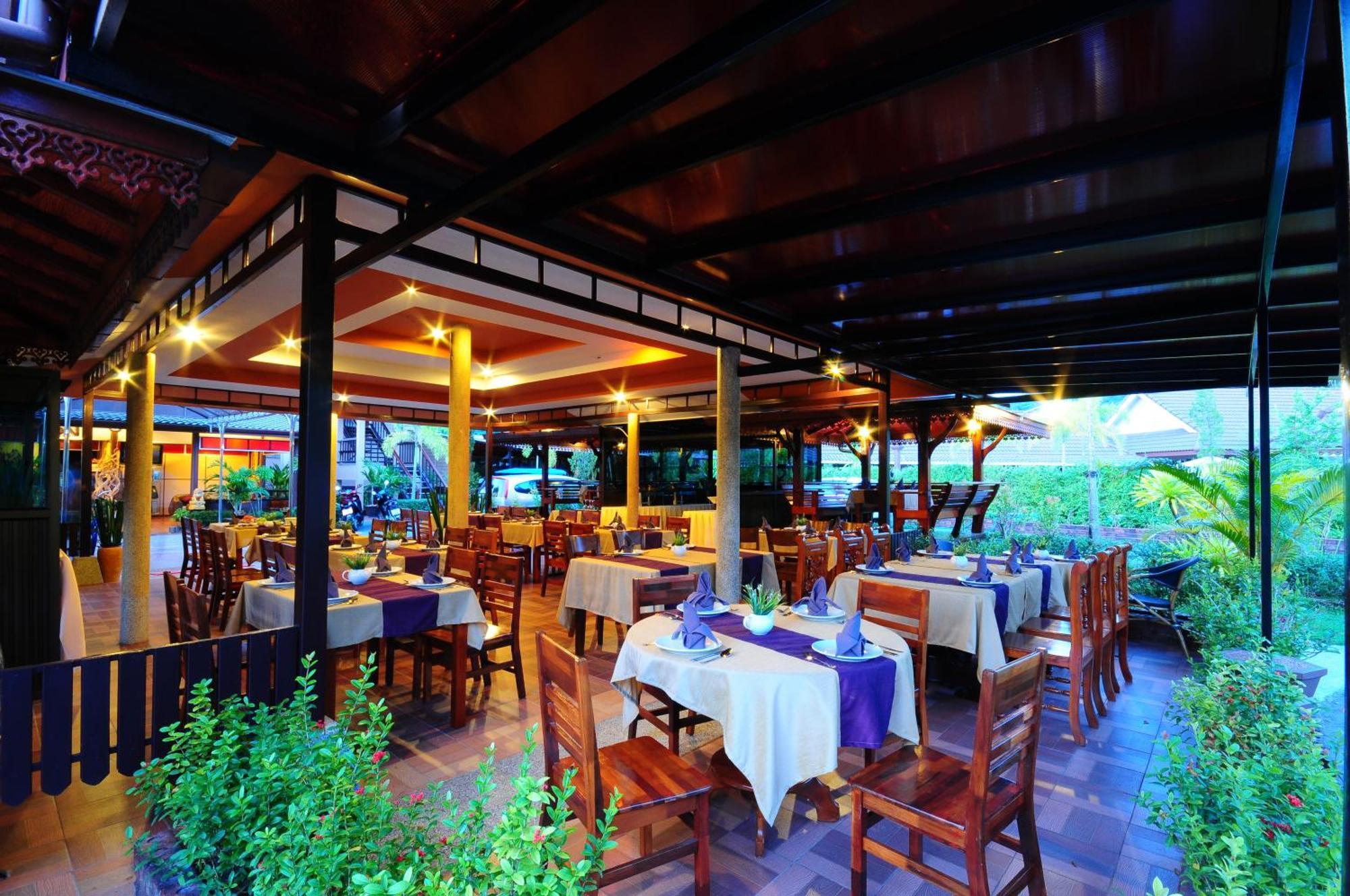 Resort Maleedee Bay 3*