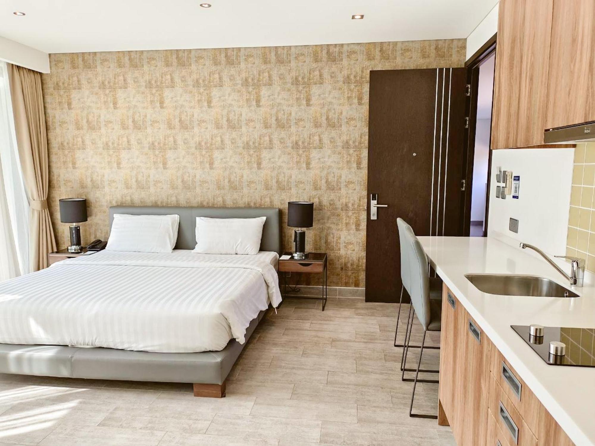 Lets Phuket Twin Sands & * Patong