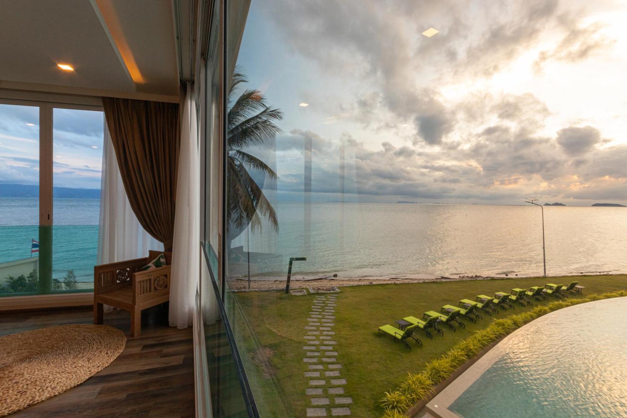 Hotel Vannee Golden Sands Beachfront Haad Rin