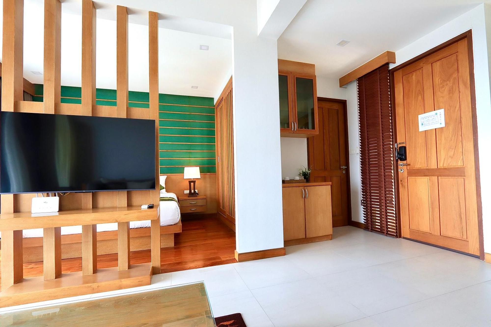 Pousada 206 Ao Nang, Private Sea View Pool *