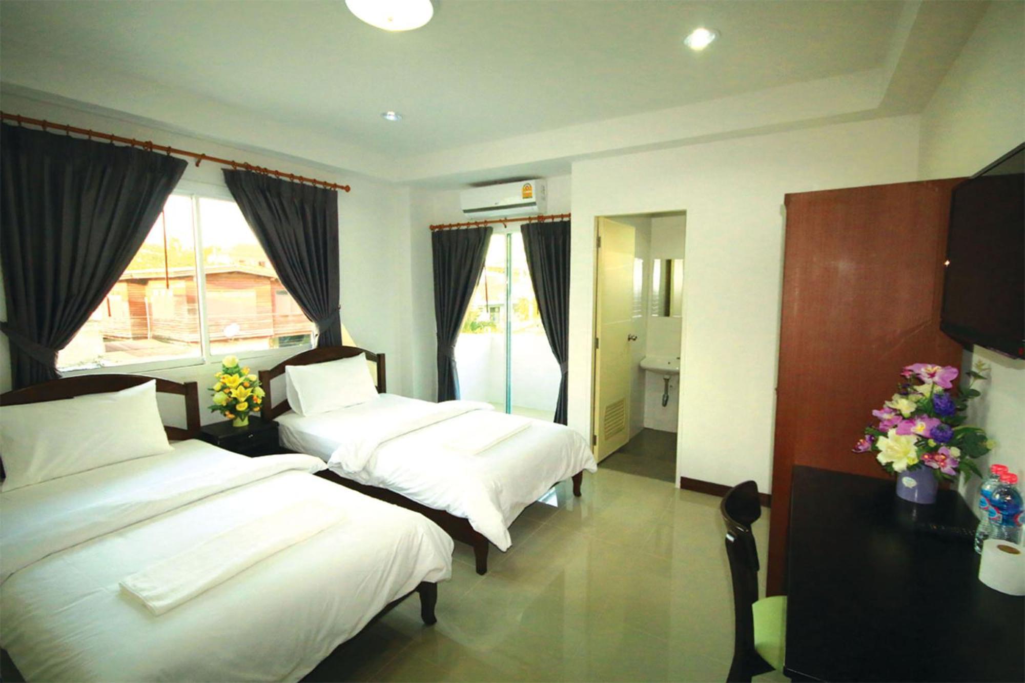 Baan Samrarn Aparthotel 2*