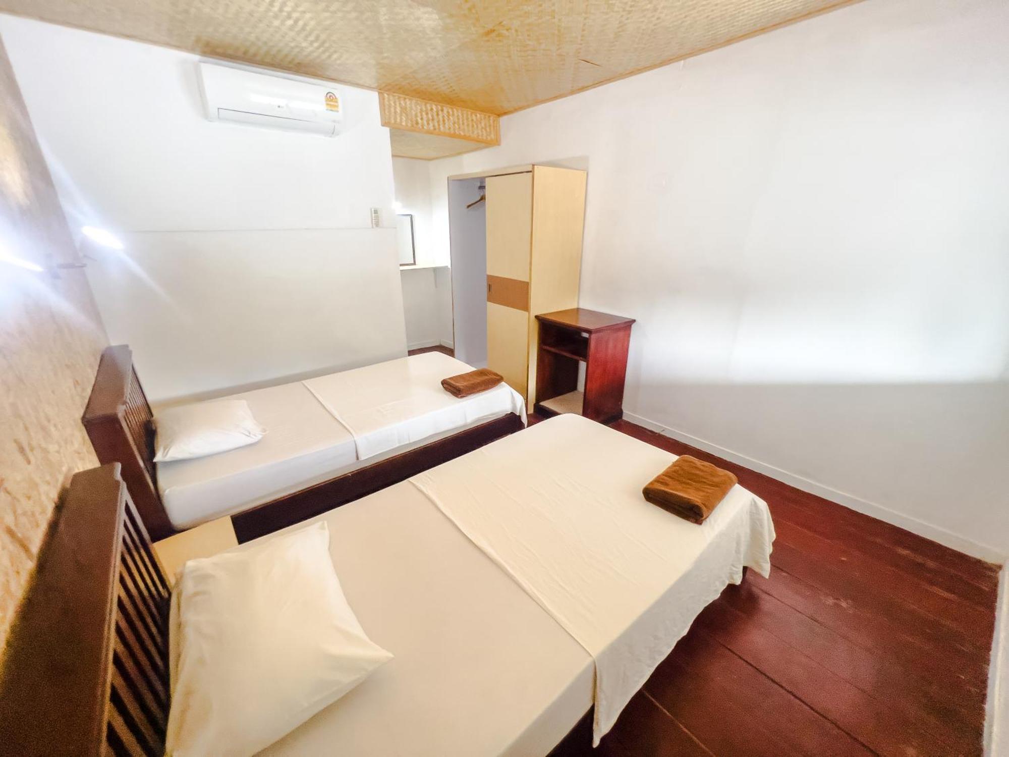 Lux Guest house 2*