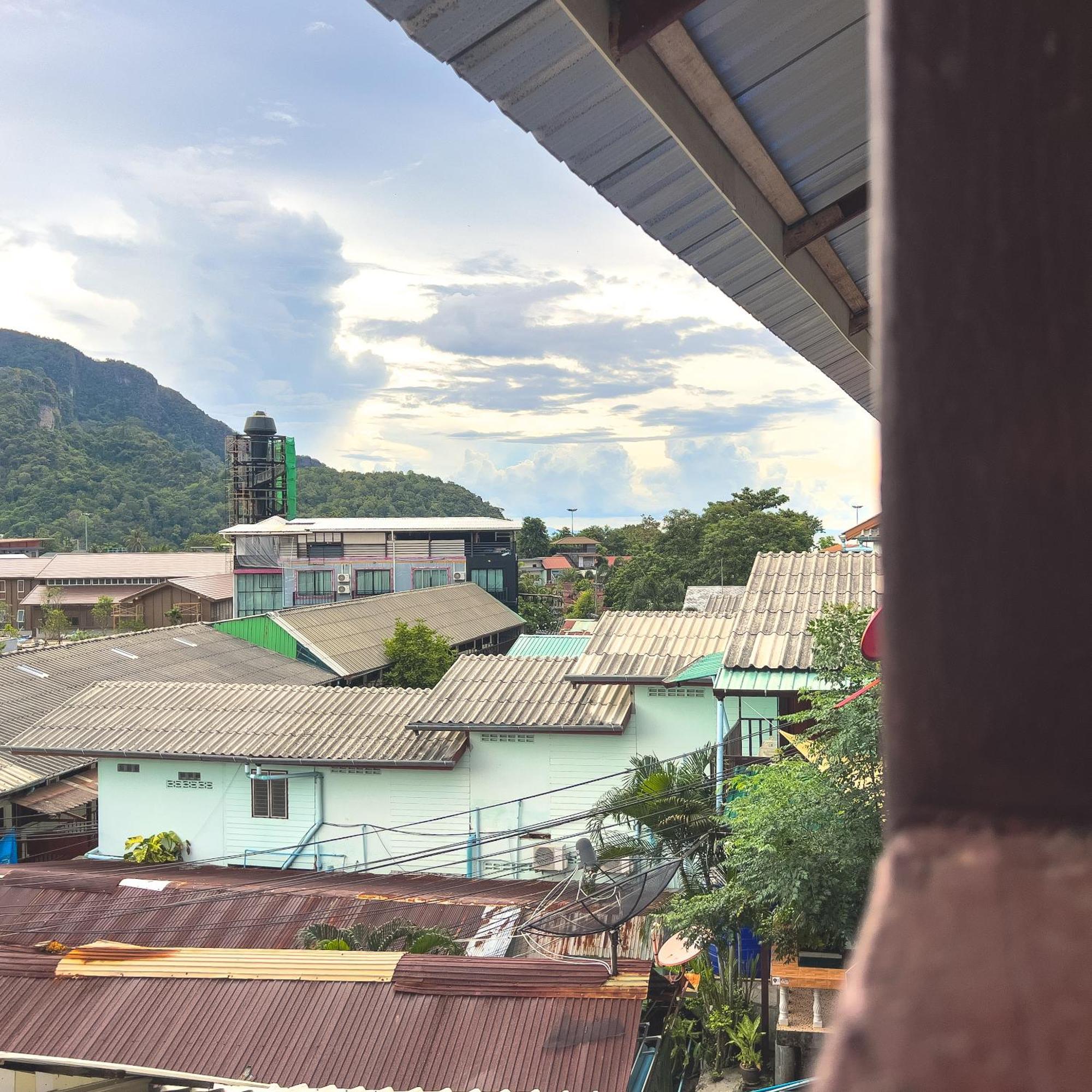 Lux Guest house