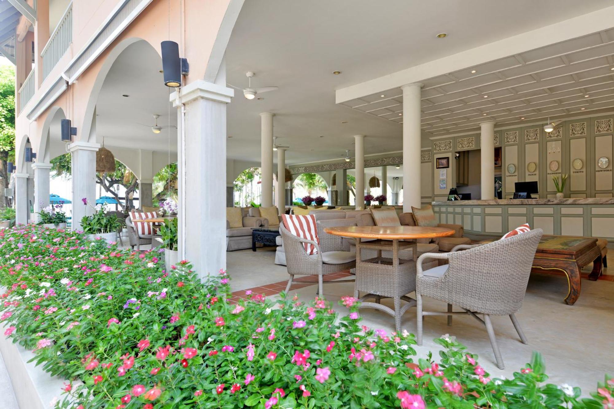 Hotel Anantasila HHQ