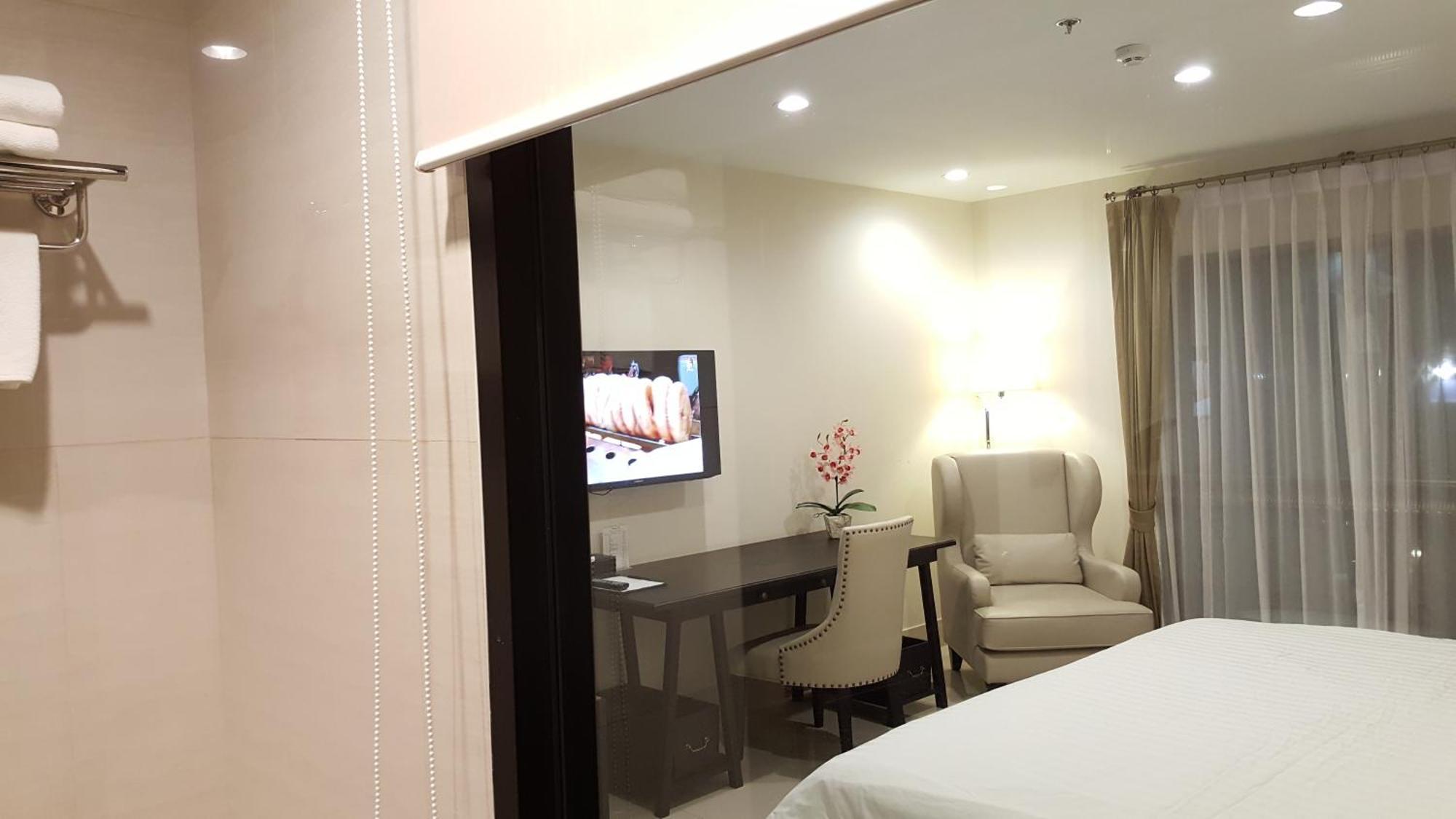Sn - Sha Hotel 4*