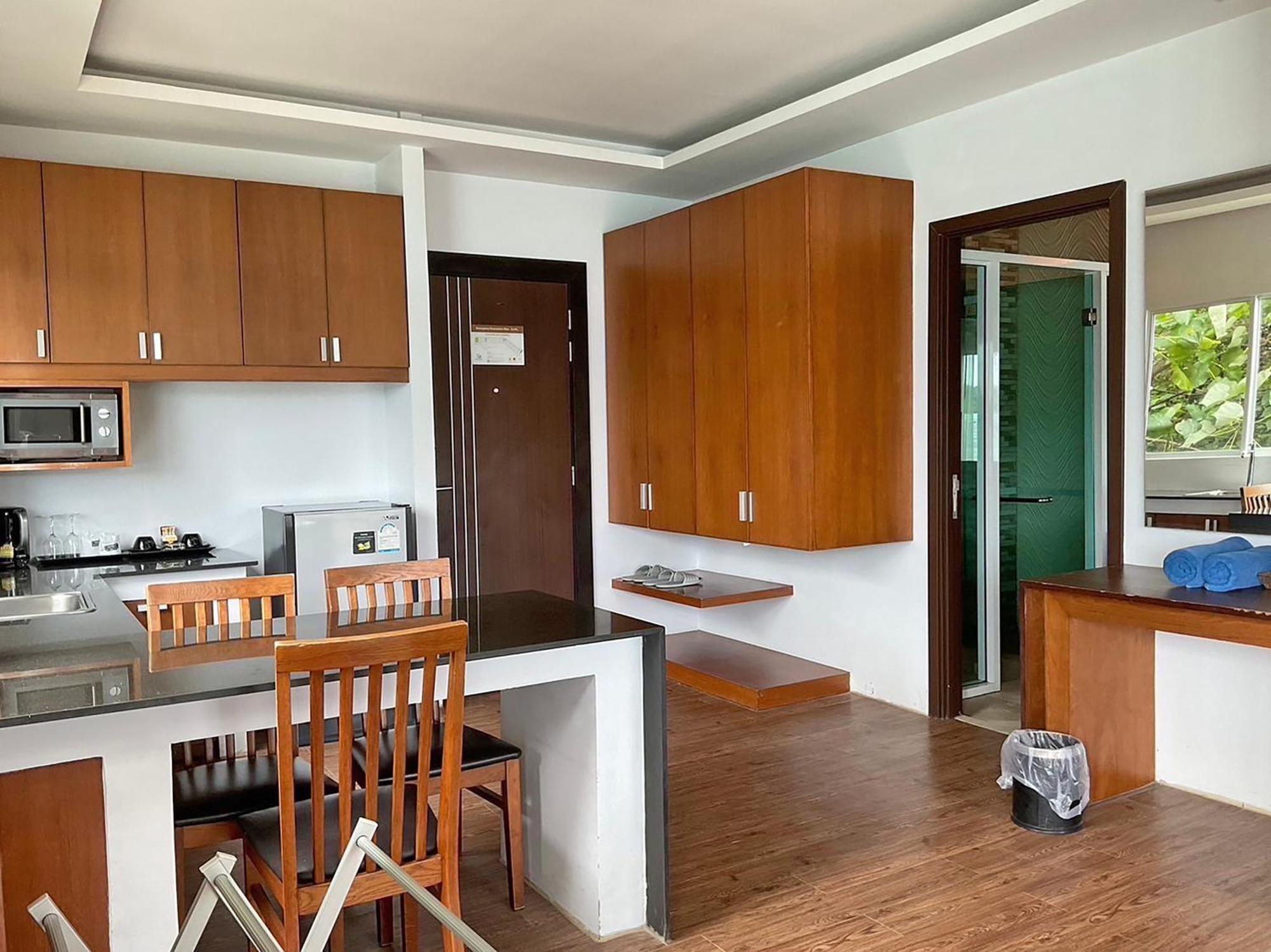 Cliff Hotel Phi Phi Don