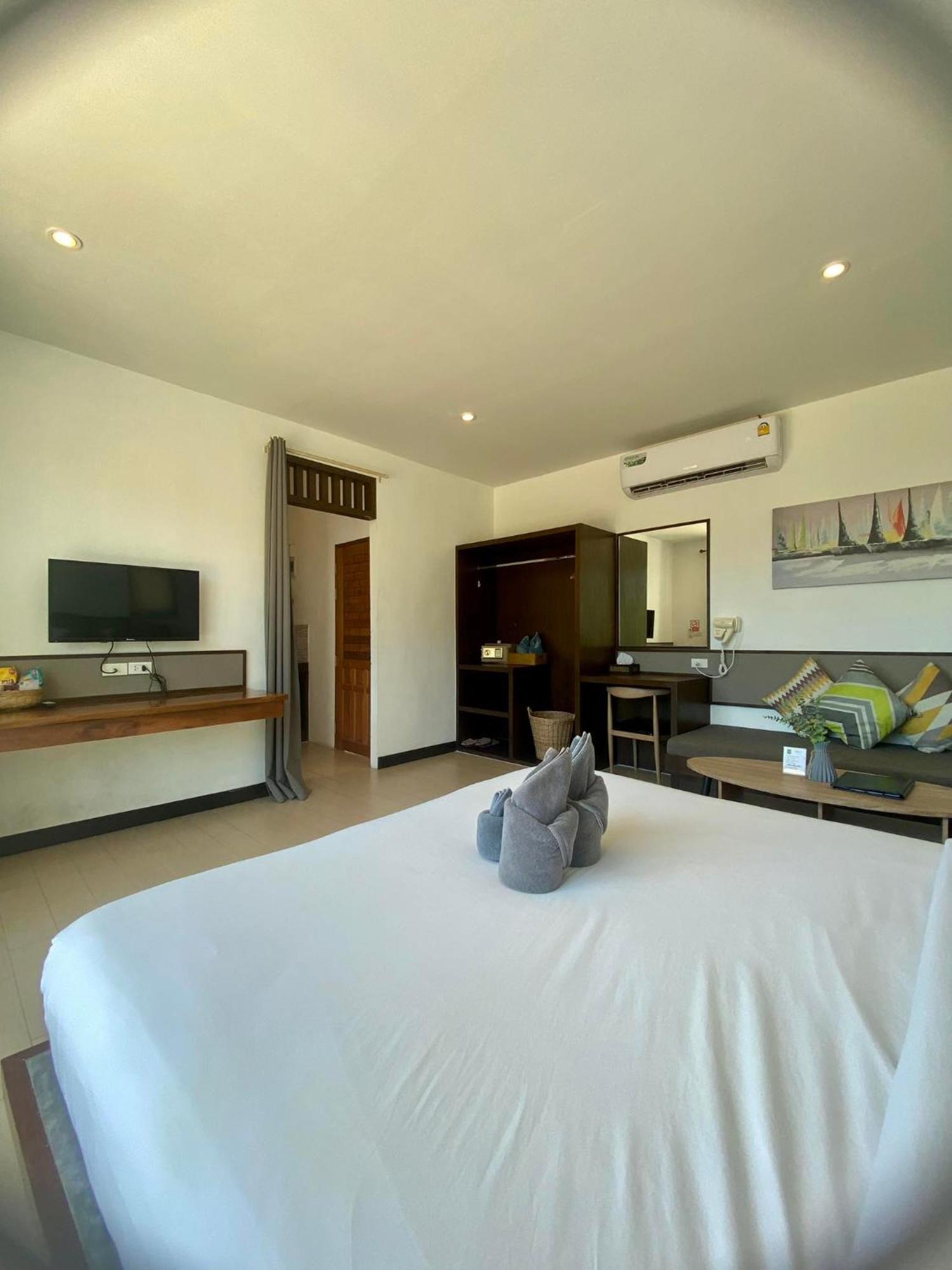 Guest house Field-d House 3*