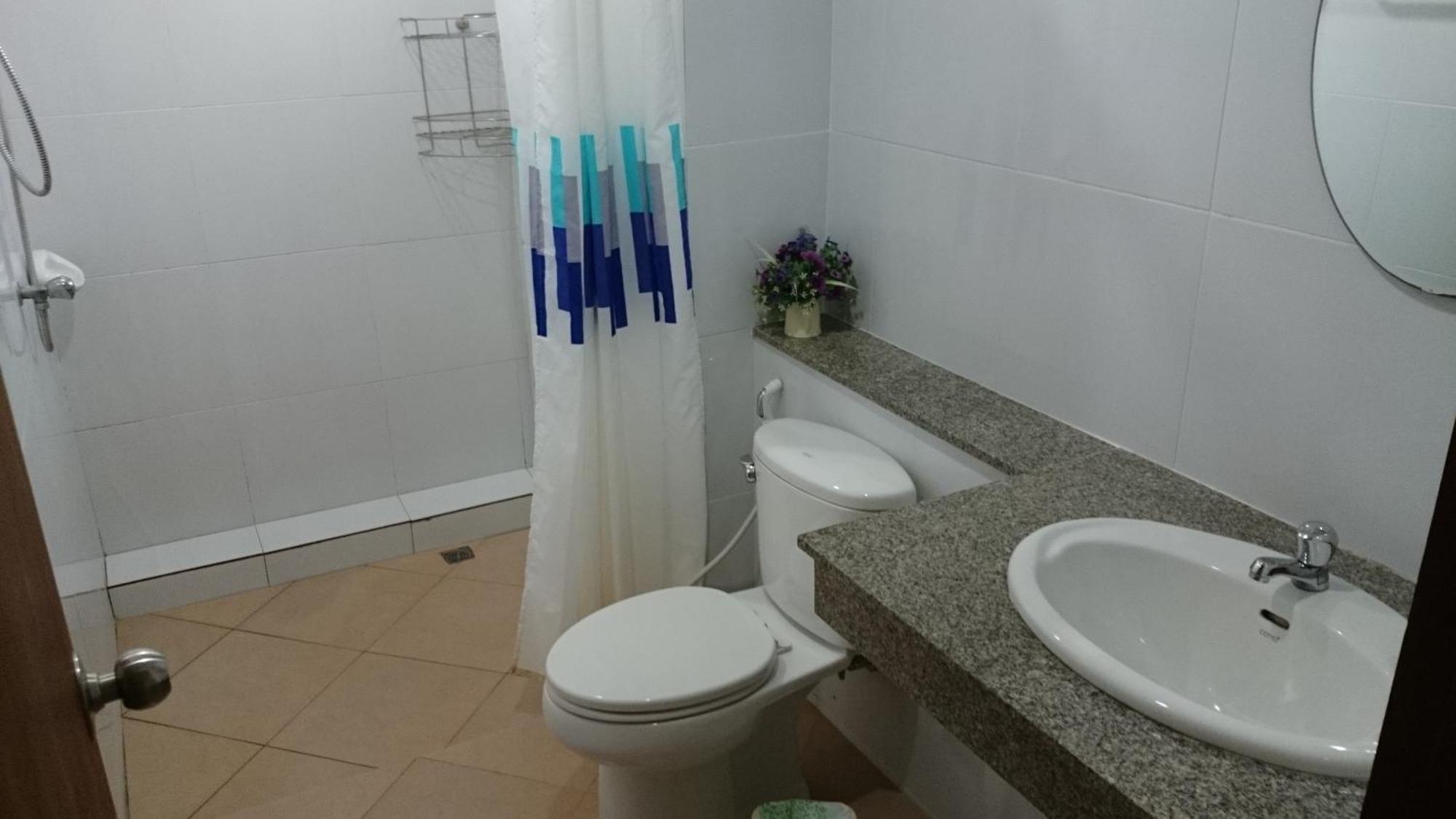 Chatchada House Hotel