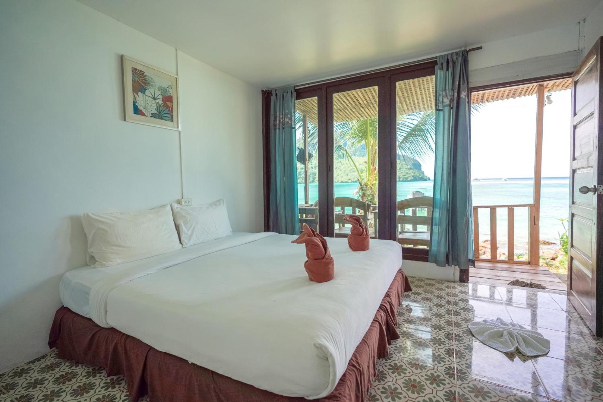 Hotel Cozy Seafront Phi Phi Don