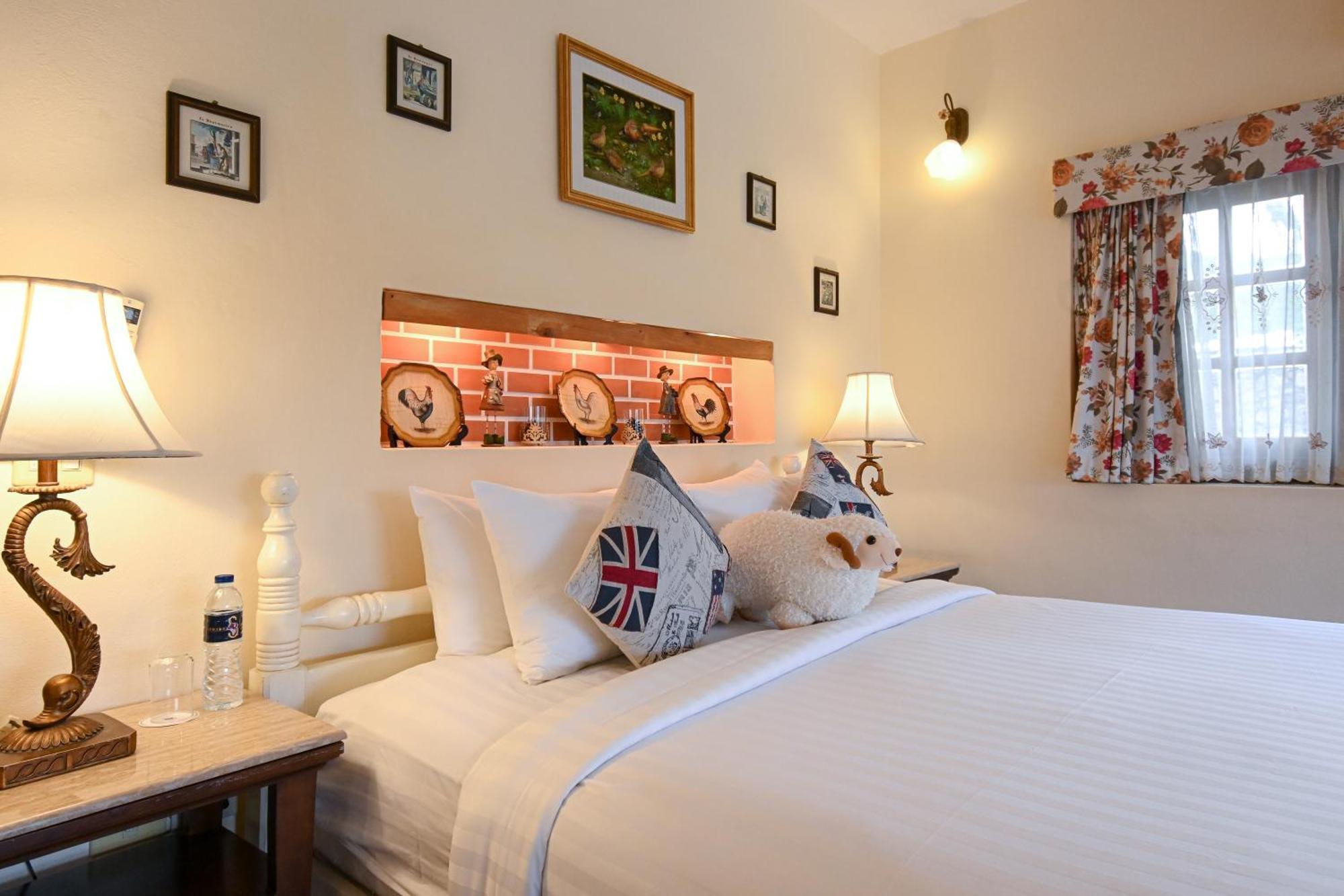 Swiss Valley Hip Resort