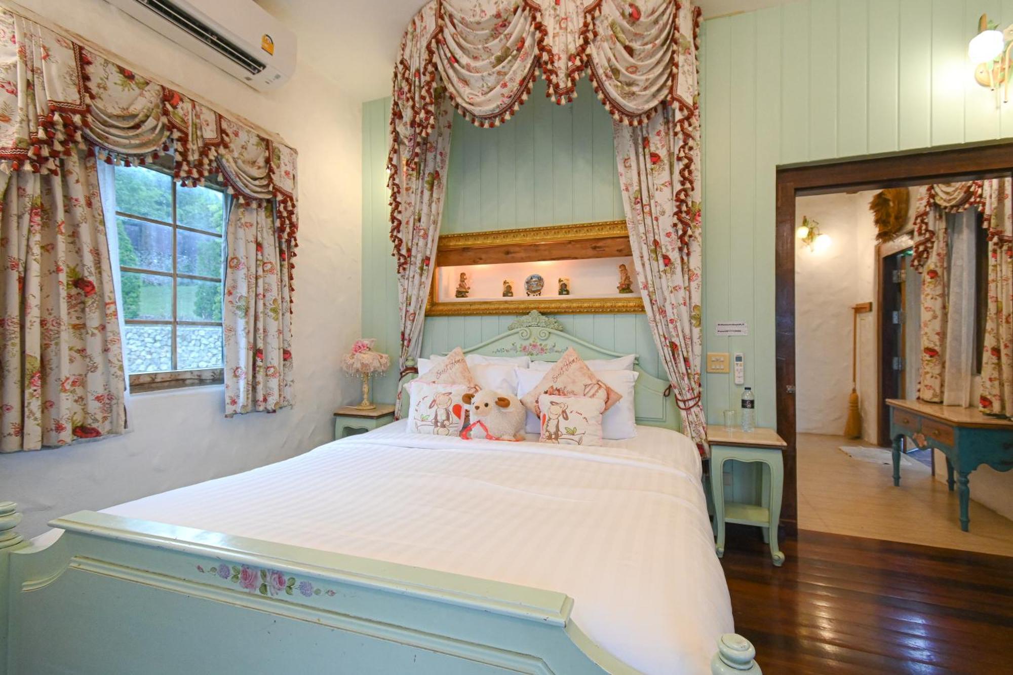 Swiss Valley Hip Resort 4*