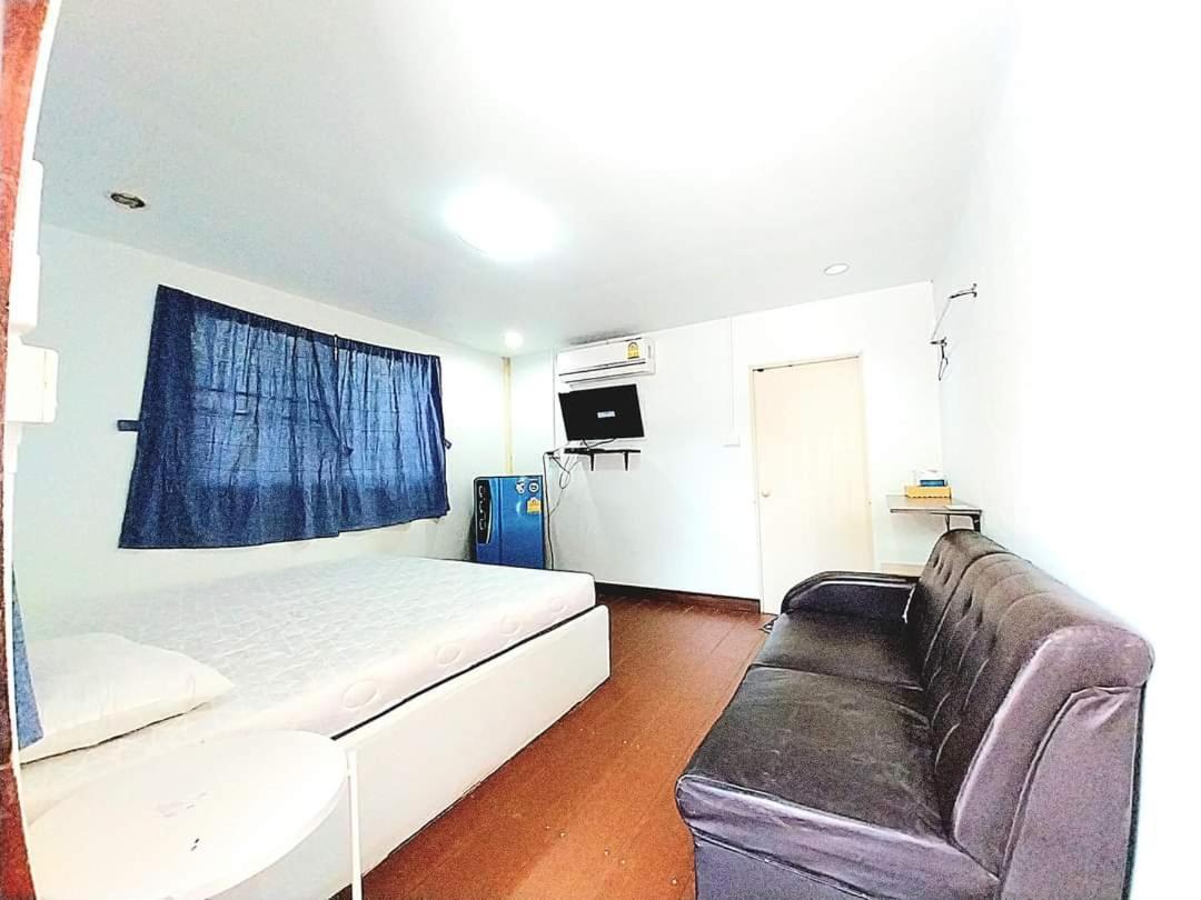 Suan Nopparat Guest house