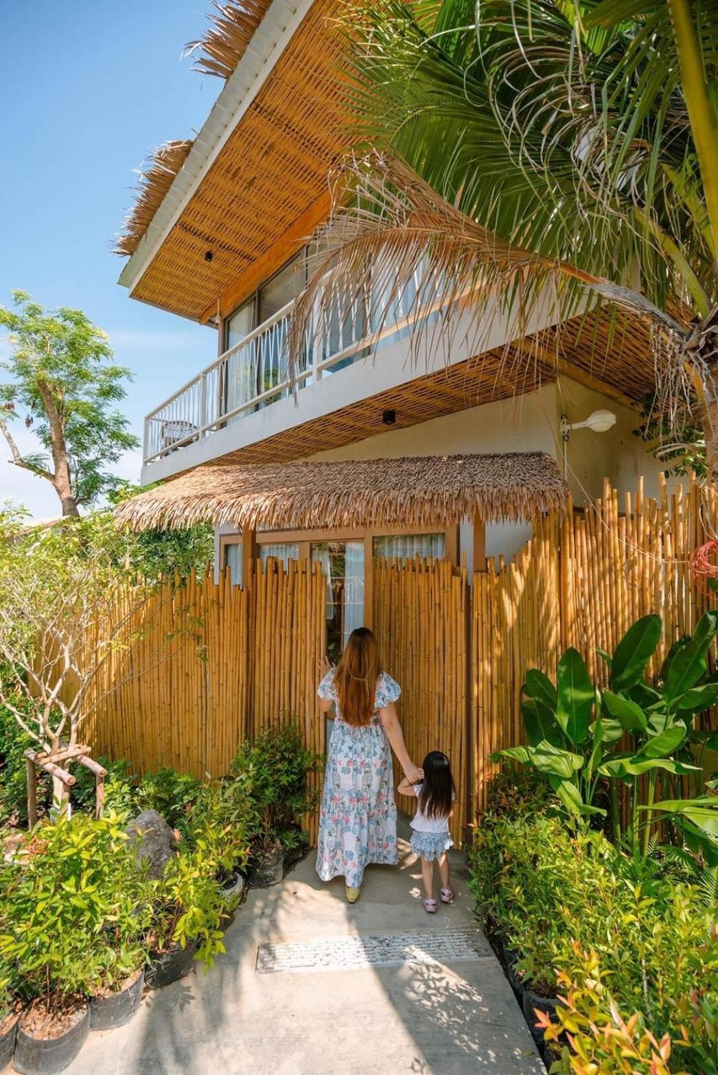 Resort Le La And *