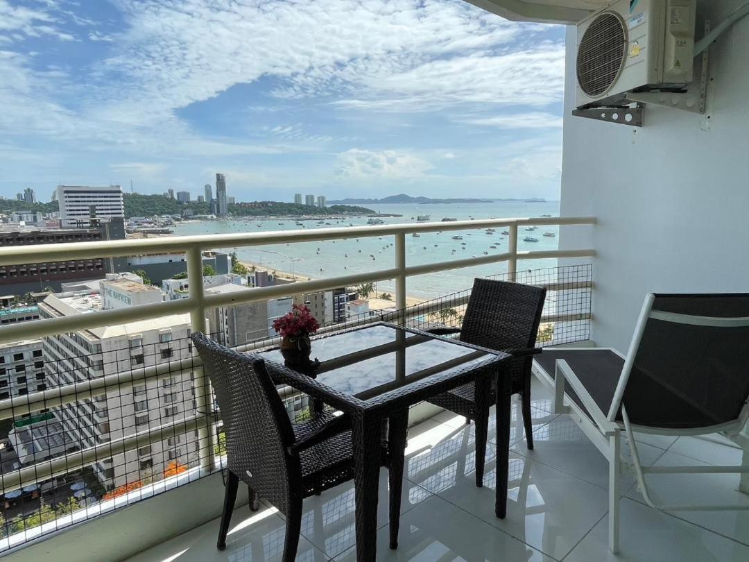 View Talay6 Apartment Pattaya