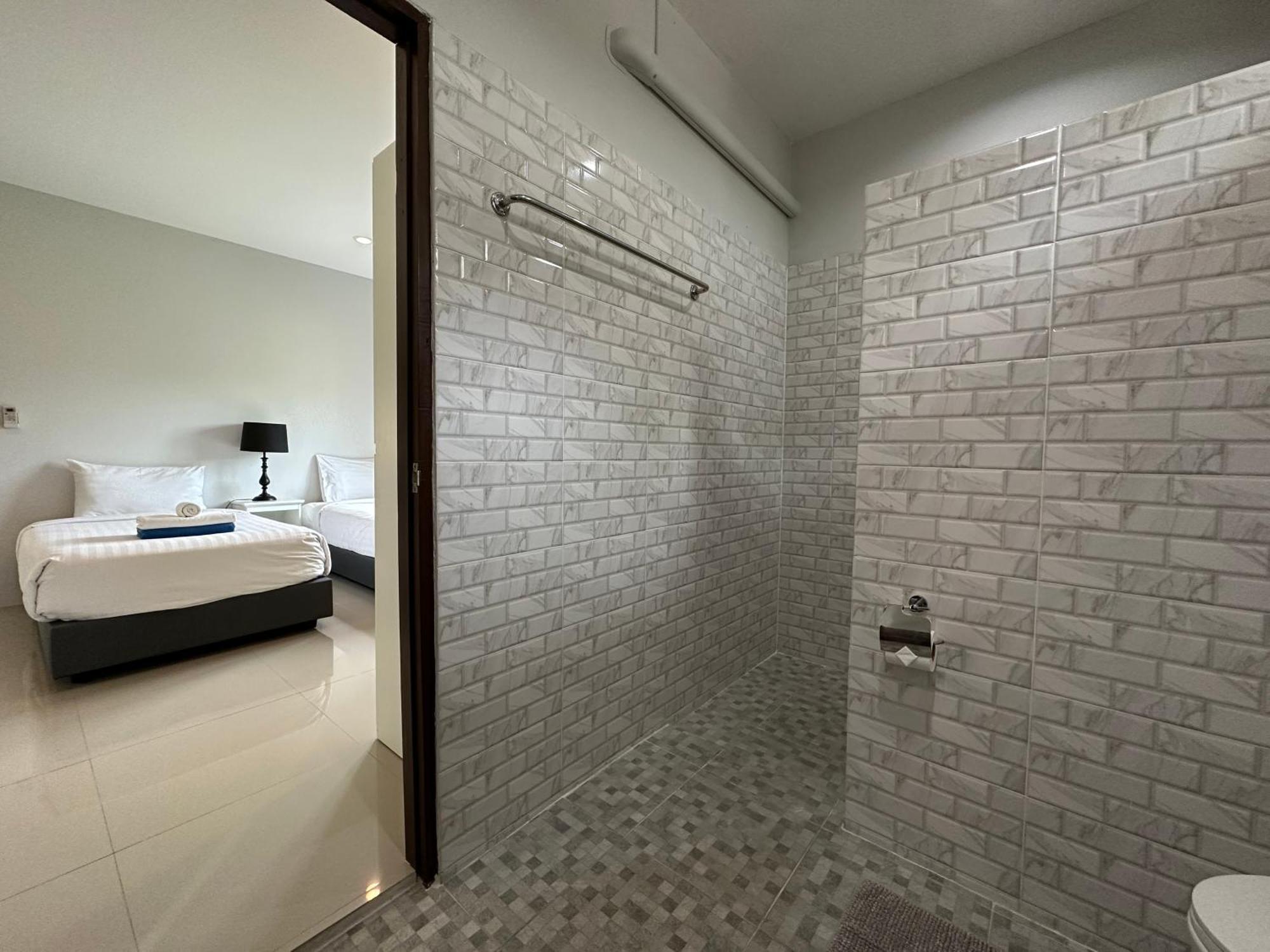 Resort Naiwok Hills 4*