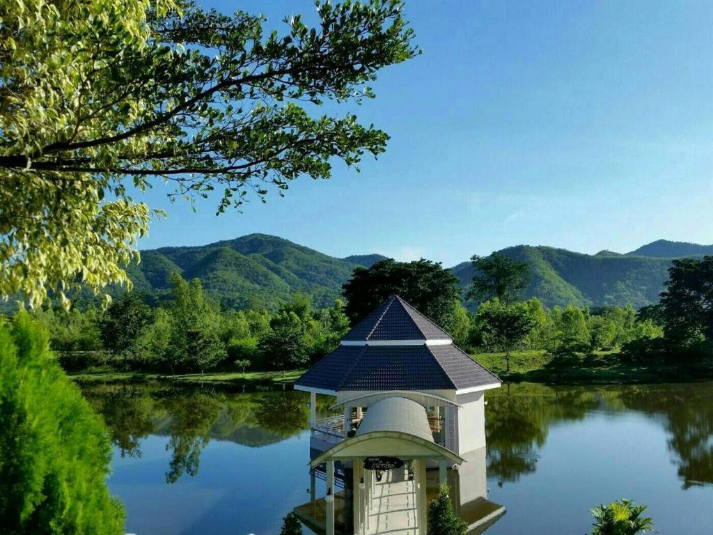 Resort Tanaosri & Creekside Suan Phueng